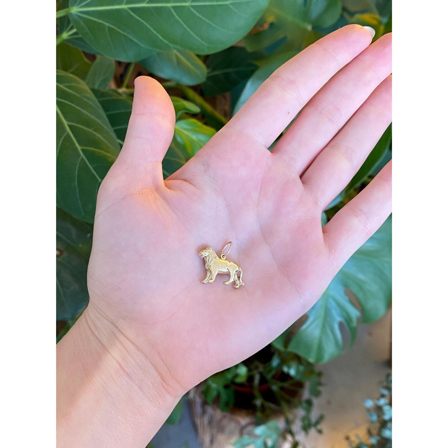 Vintage Solid 9k Yellow Gold Lion Charm