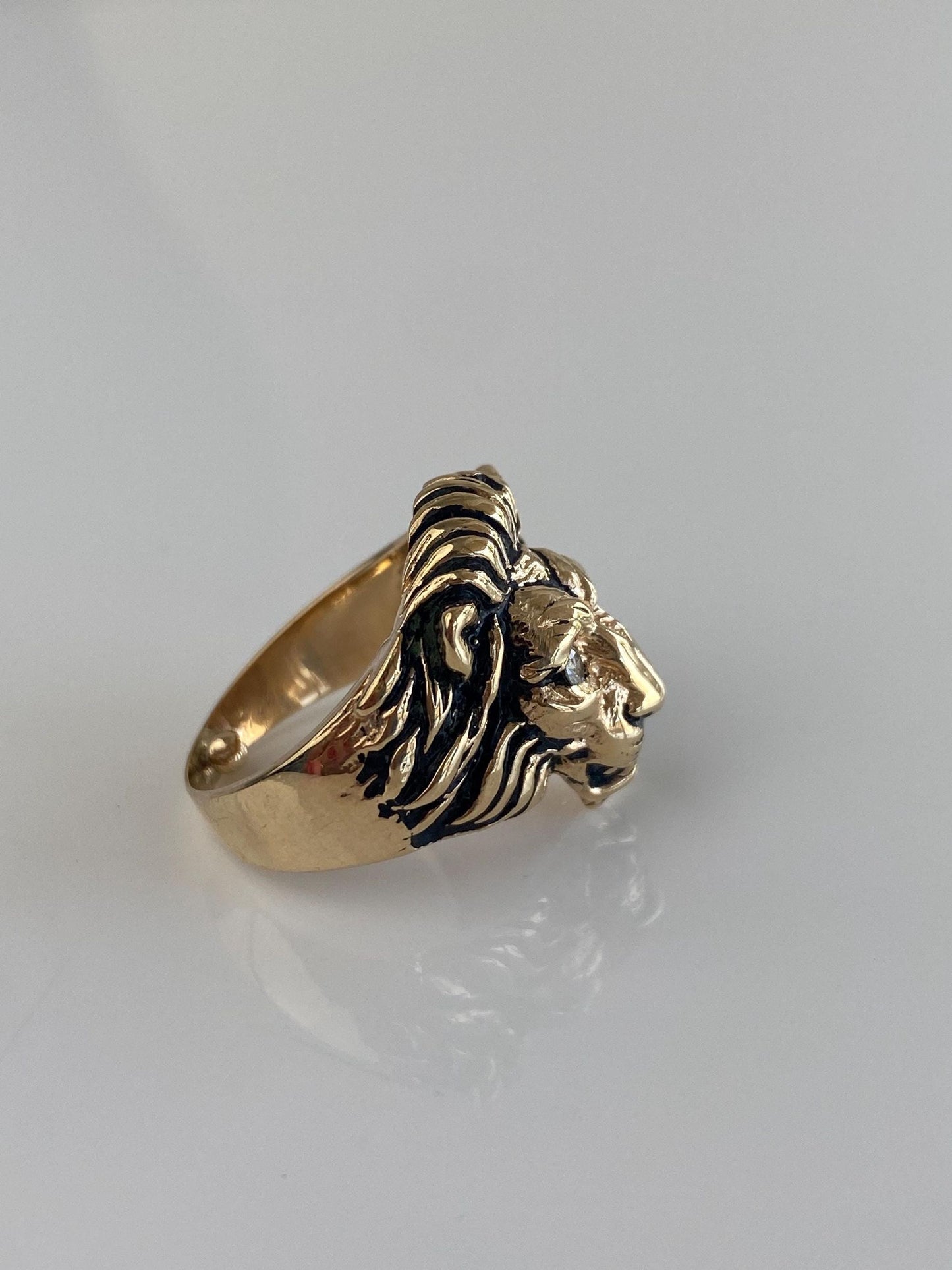 Vintage Solid 14k Yellow Gold Diamonds Lion Ring - Size 8.75