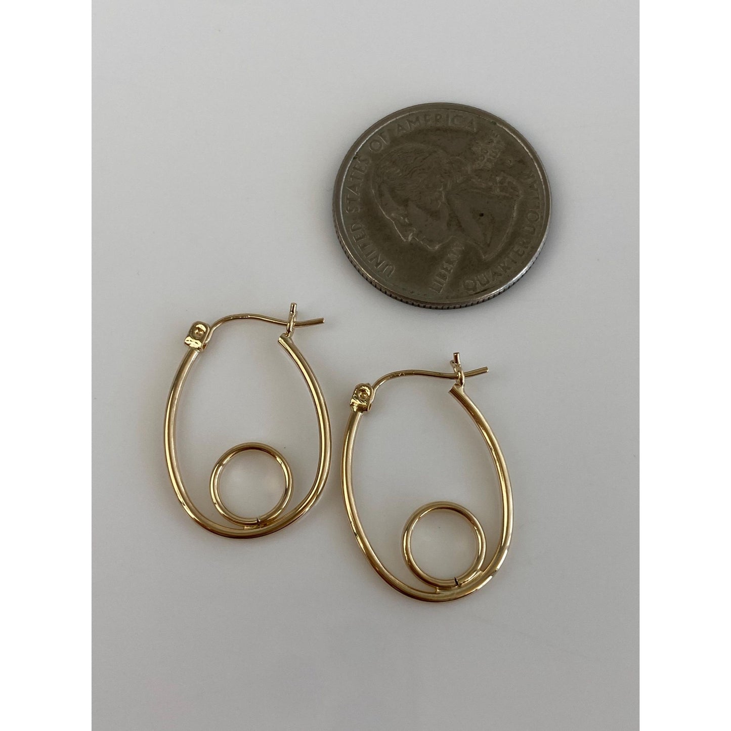 Vintage 14k Yellow Gold Loop Hoop Earrings