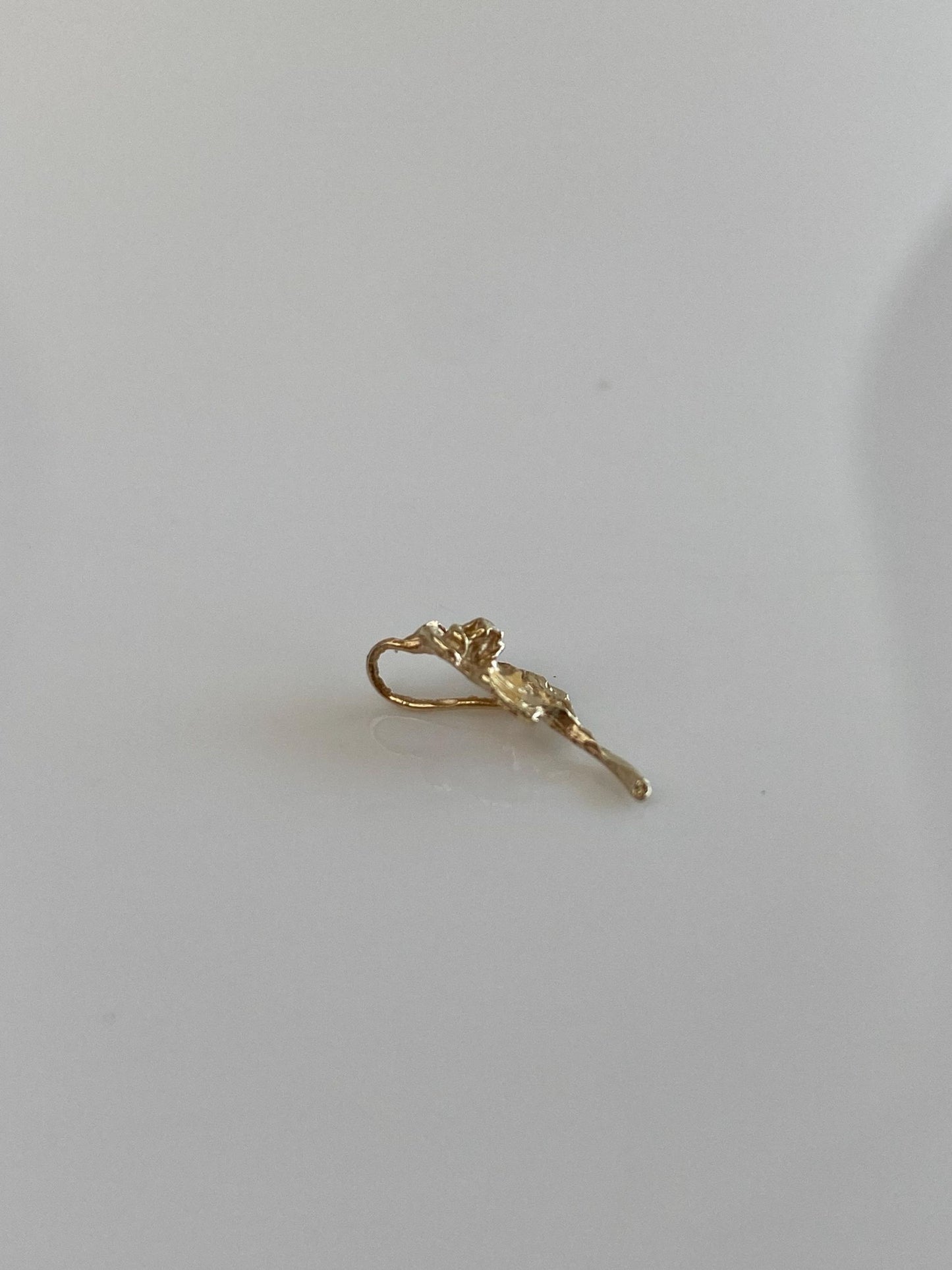 Vintage Solid 10k Yellow Gold Diamond Cut Rose Charm