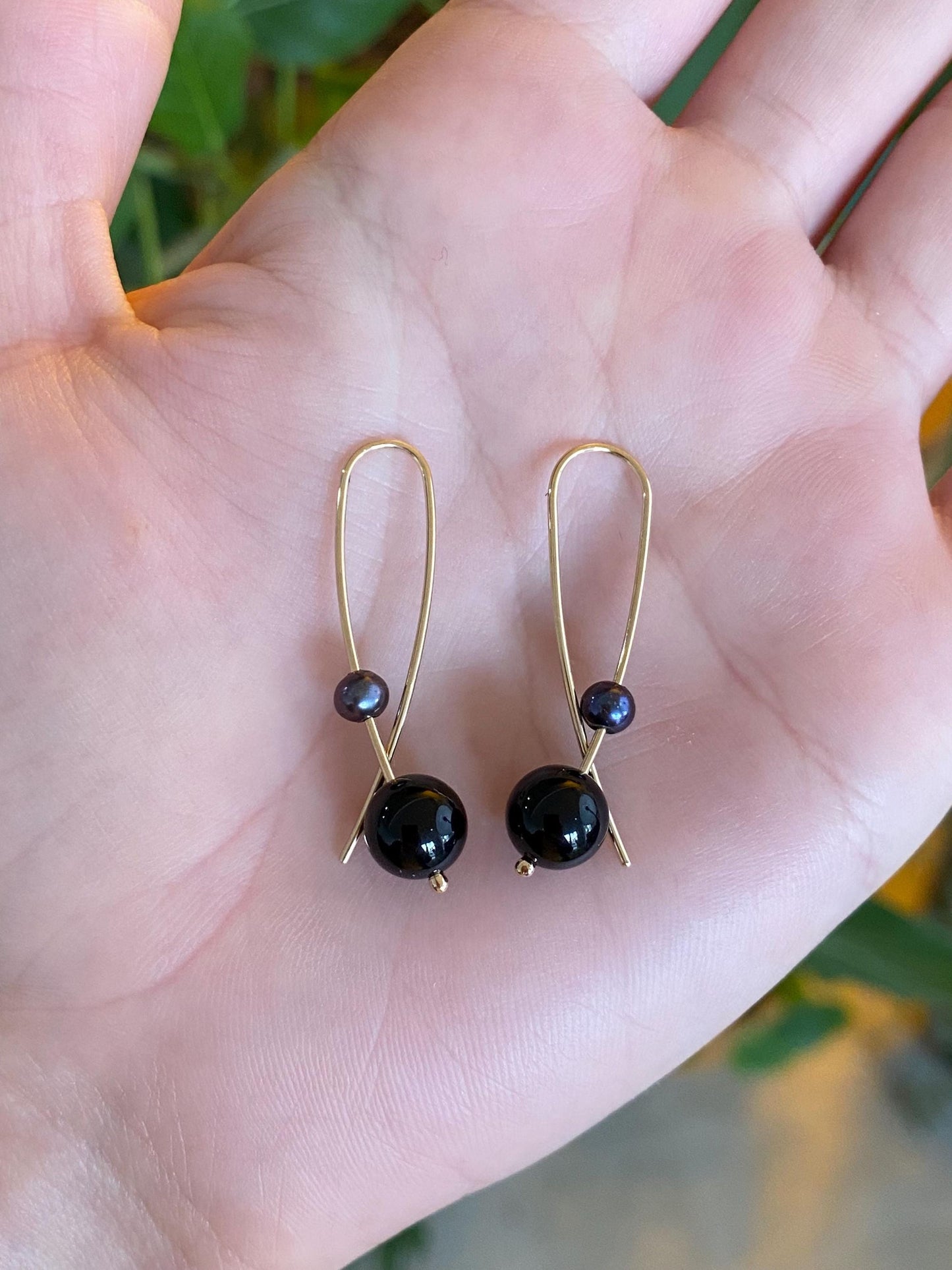 Vintage Solid 14k Yellow Gold Peacock Pearl Bead Twist Drop Earrings