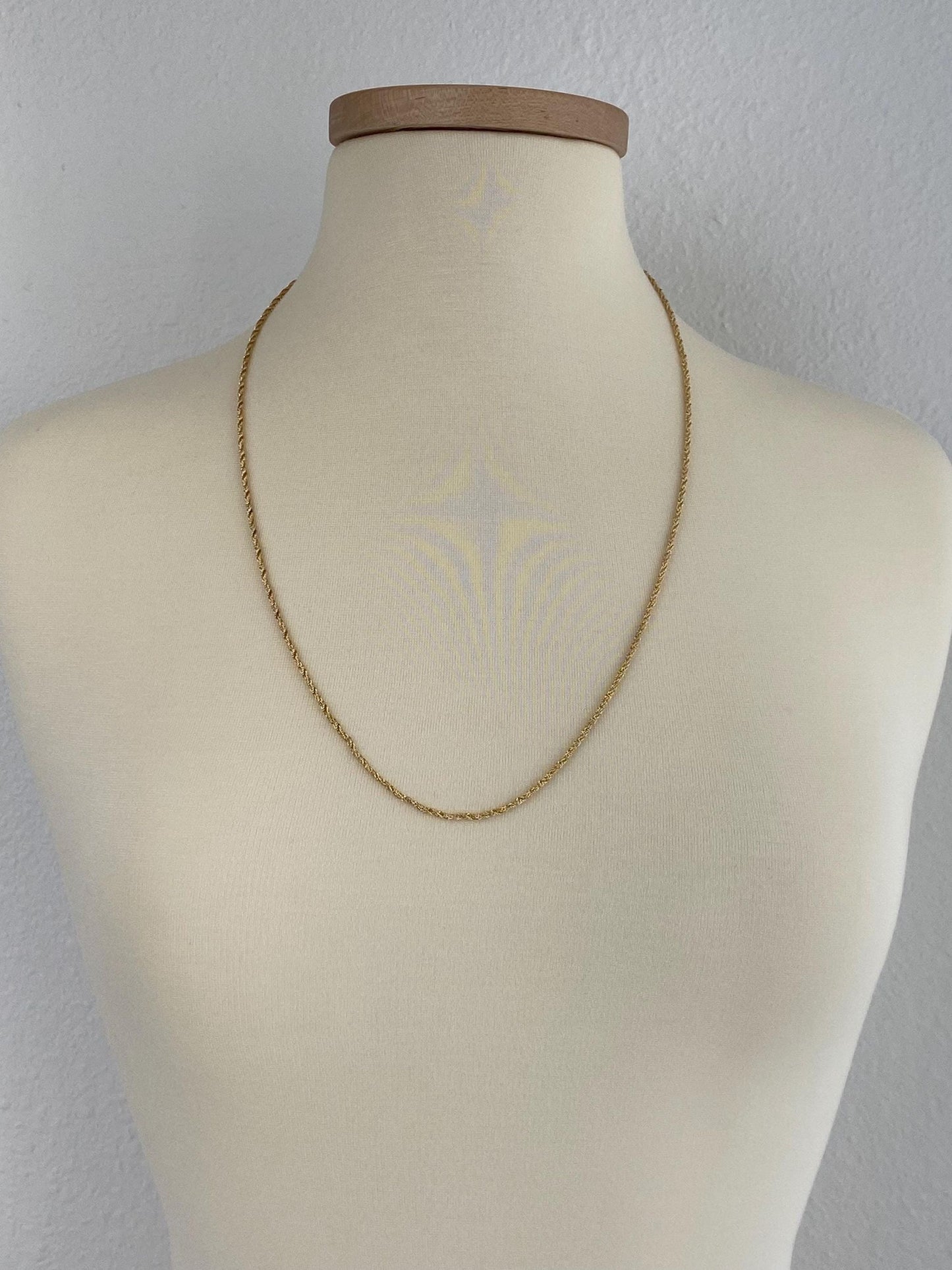 Vintage Solid 18k Yellow Gold Twist Chain Necklace - 27.5 inches