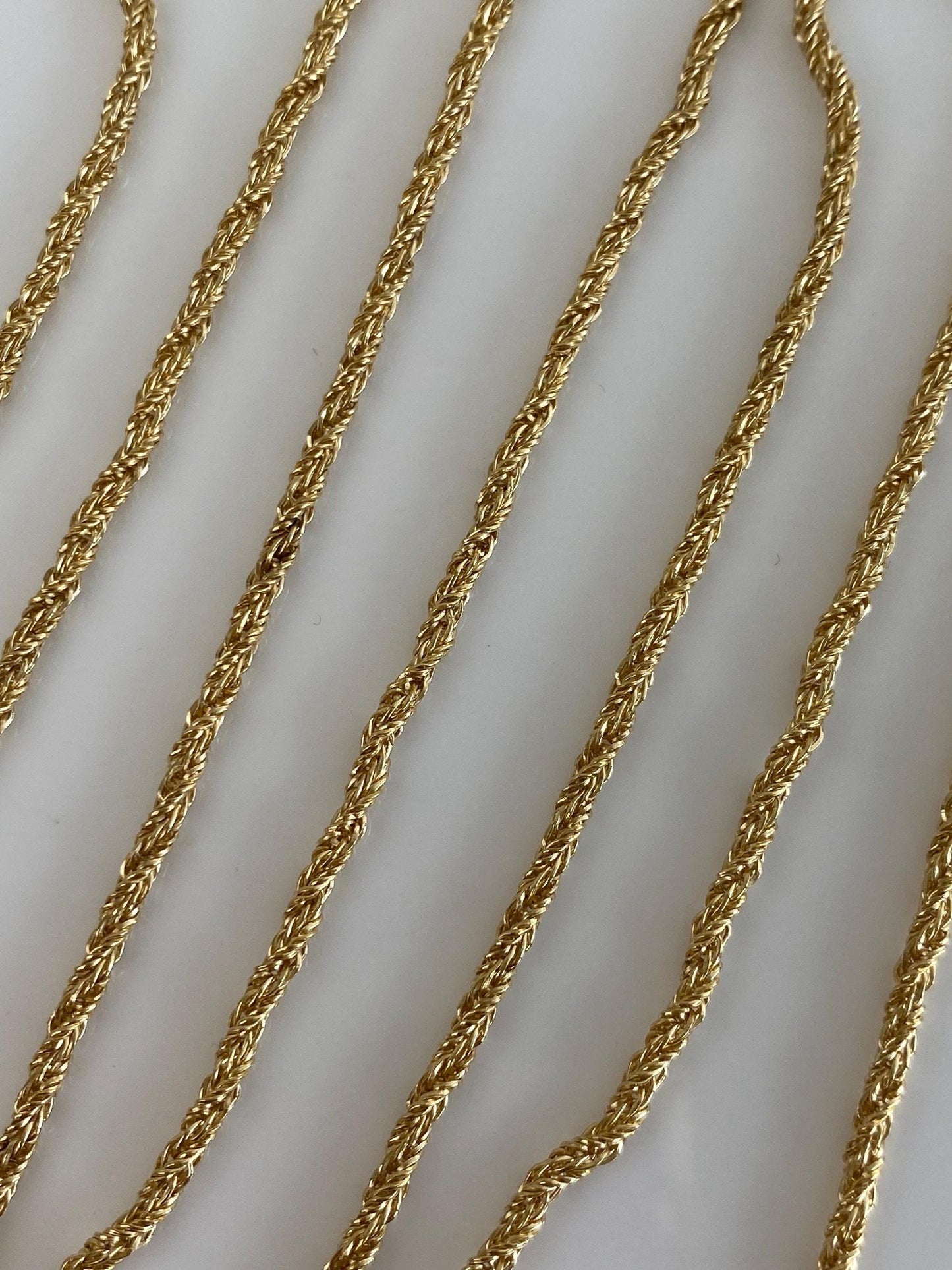 Vintage Solid 18k Yellow Gold Twist Chain Necklace - 27.5 inches