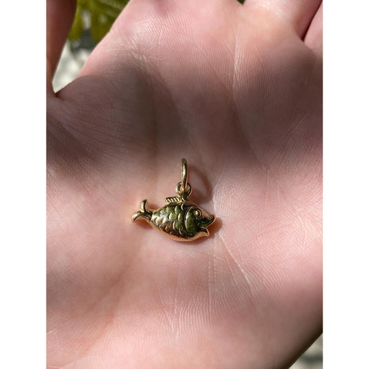 Vintage Solid 14k Yellow Gold Pucker Fish Charm
