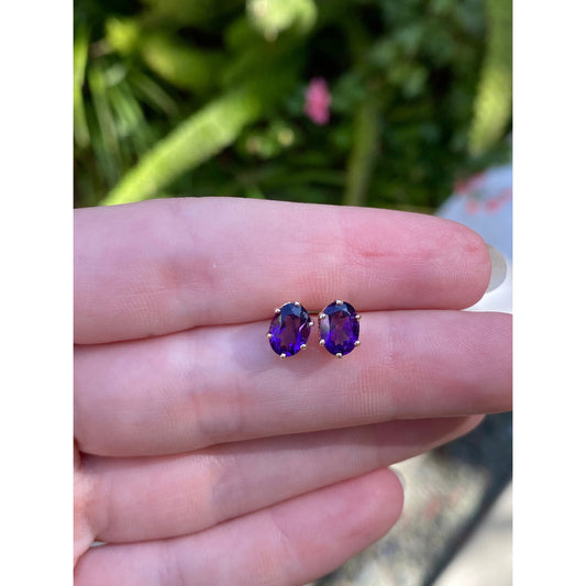 Vintage Solid 14k Yellow Gold Amethyst Stud Earrings