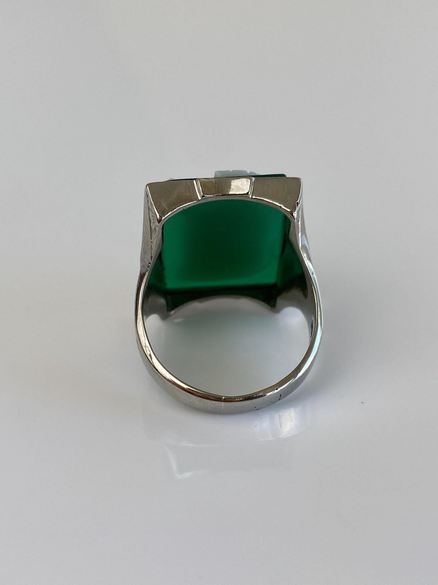 Vintage Solid 10k White Gold Carved Green Chalcedony Roman Cameo Ring - Size 8.25