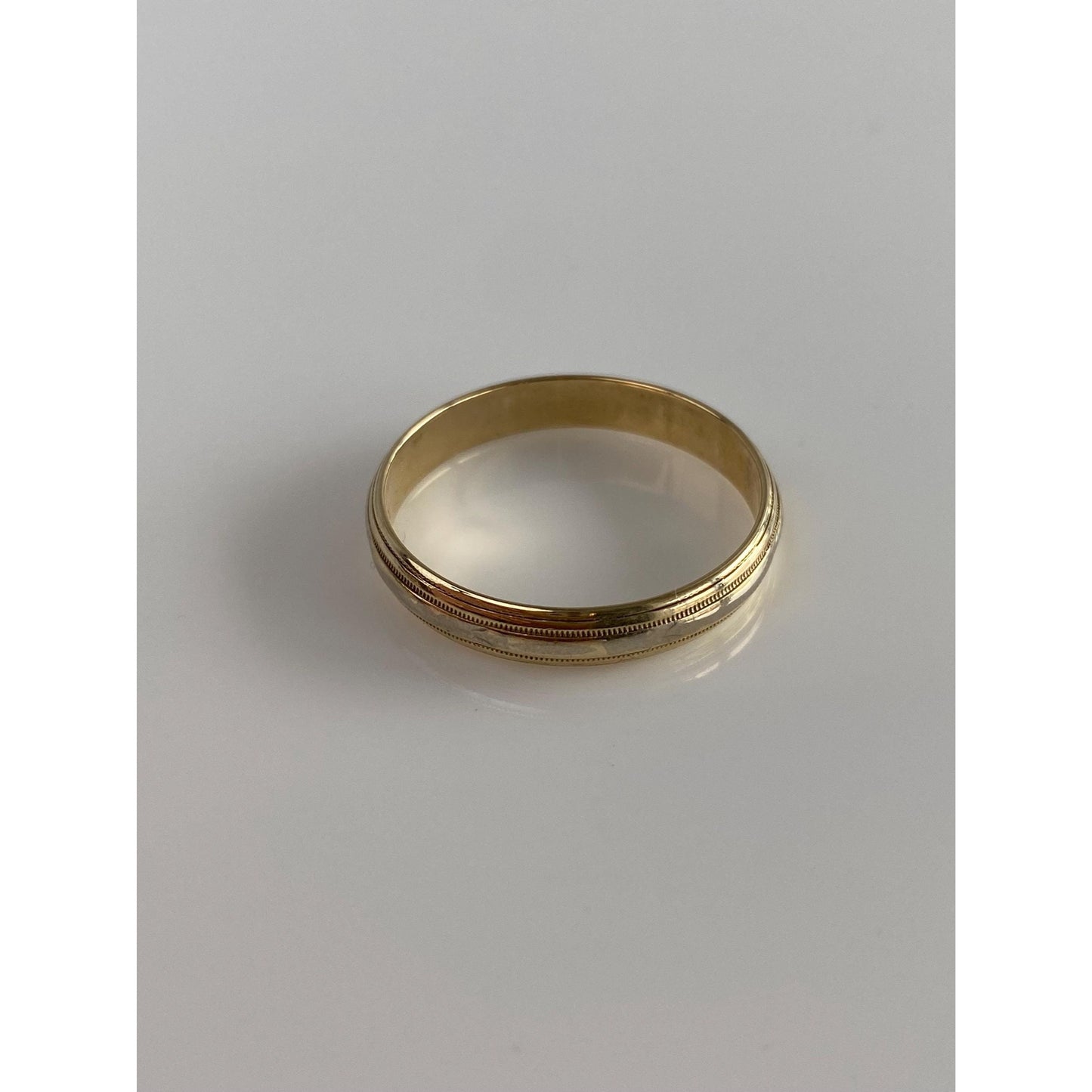 Vintage Solid 10k Yellow Gold Designed Miligrain Lined Ring Band - Size 11.75