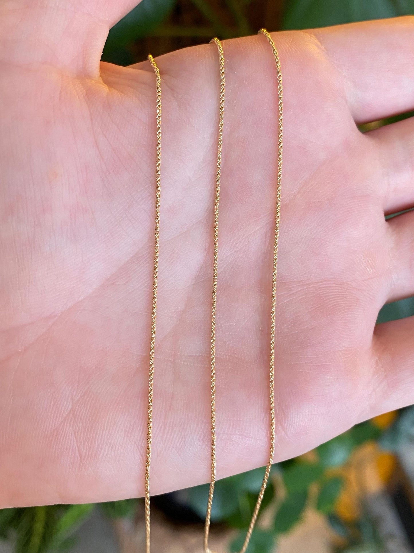 Vintage Solid 14k Yellow Gold Long Twist Style Chain Necklace -  25.75 inches