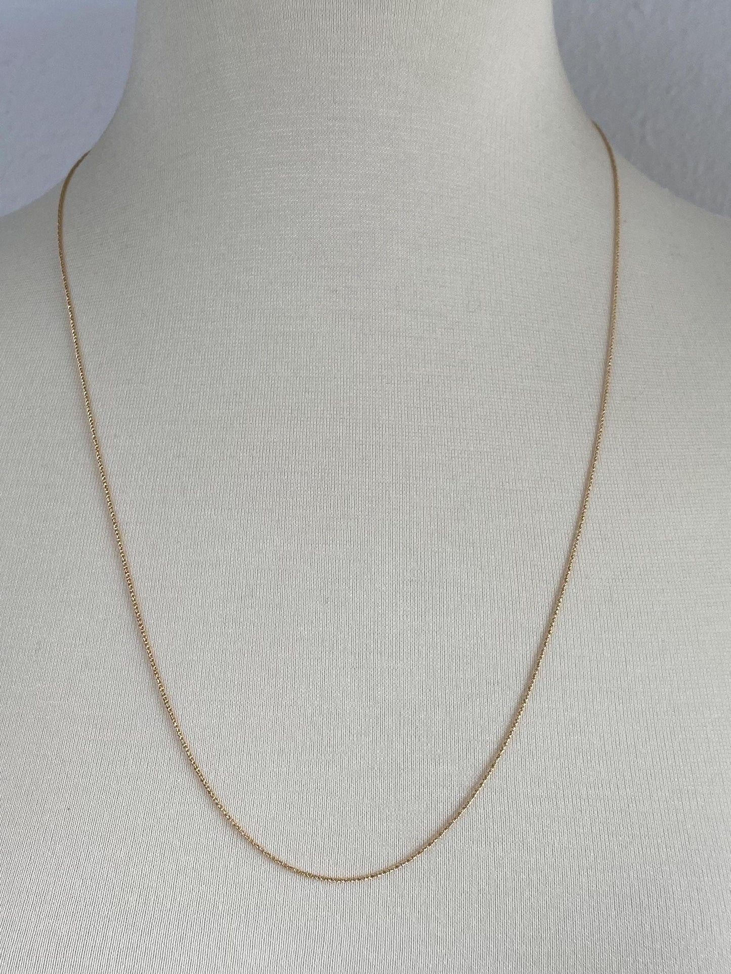 Vintage Solid 14k Yellow Gold Long Twist Style Chain Necklace -  25.75 inches