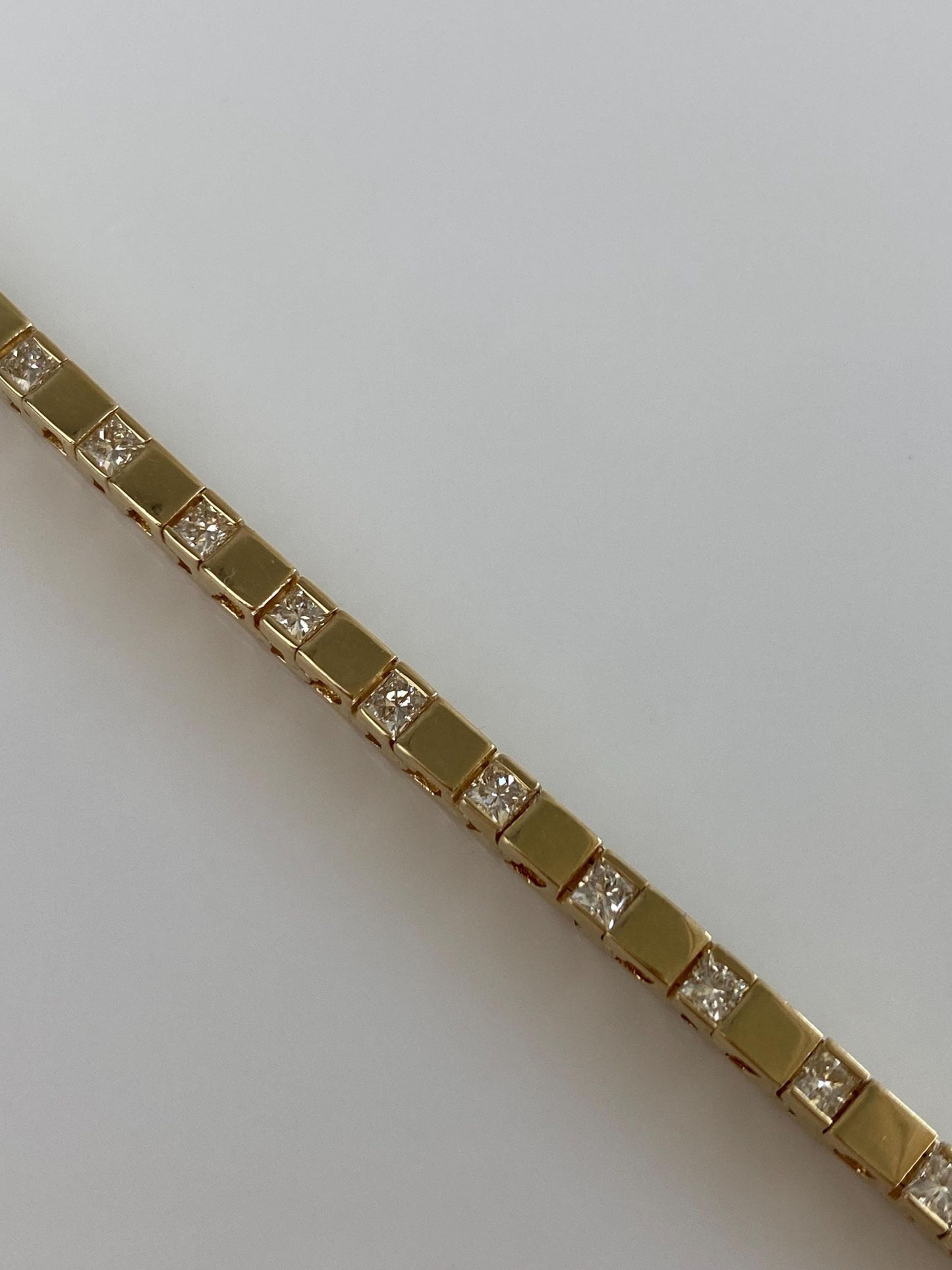 Vintage Solid 14k Yellow Gold Diamond Link Bracelet - 8 Inches