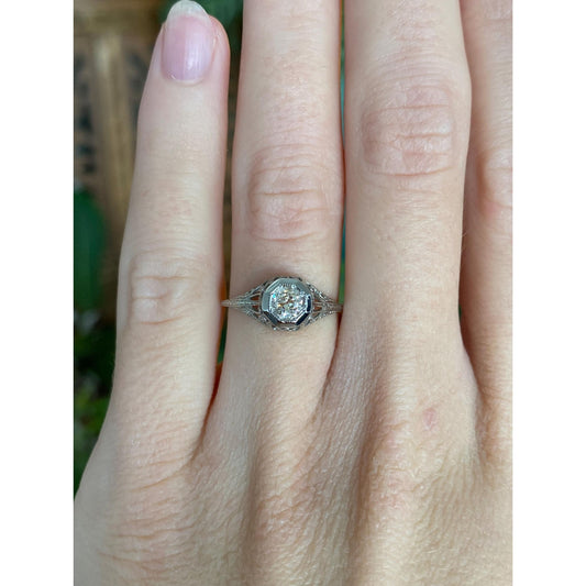 Vintage Solid 18k White Gold Diamond Art Deco Ring - Size 5.25