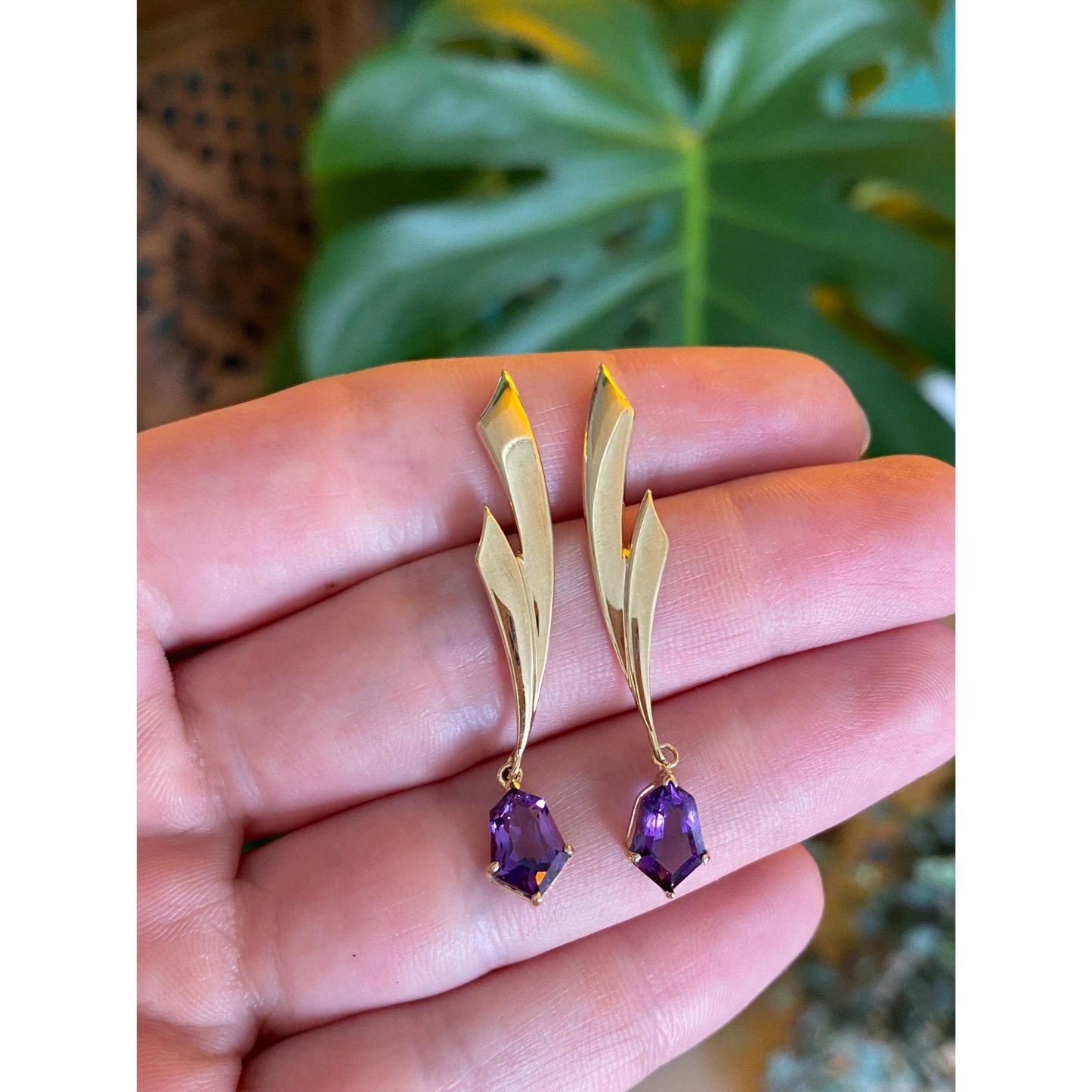 Vintage Solid 14k Yellow Gold Amethyst Dangle Stud Earrings