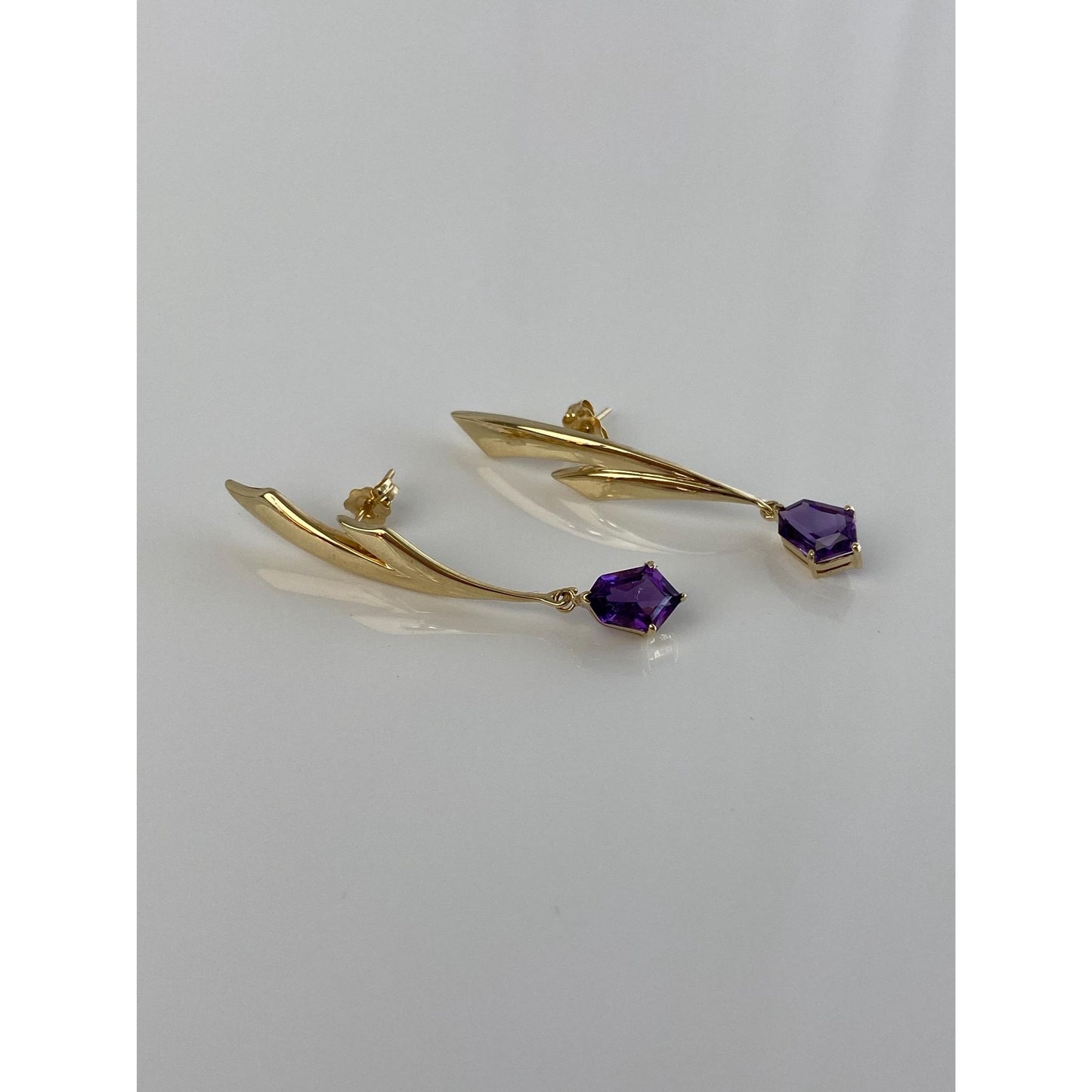 Vintage Solid 14k Yellow Gold Amethyst Dangle Stud Earrings