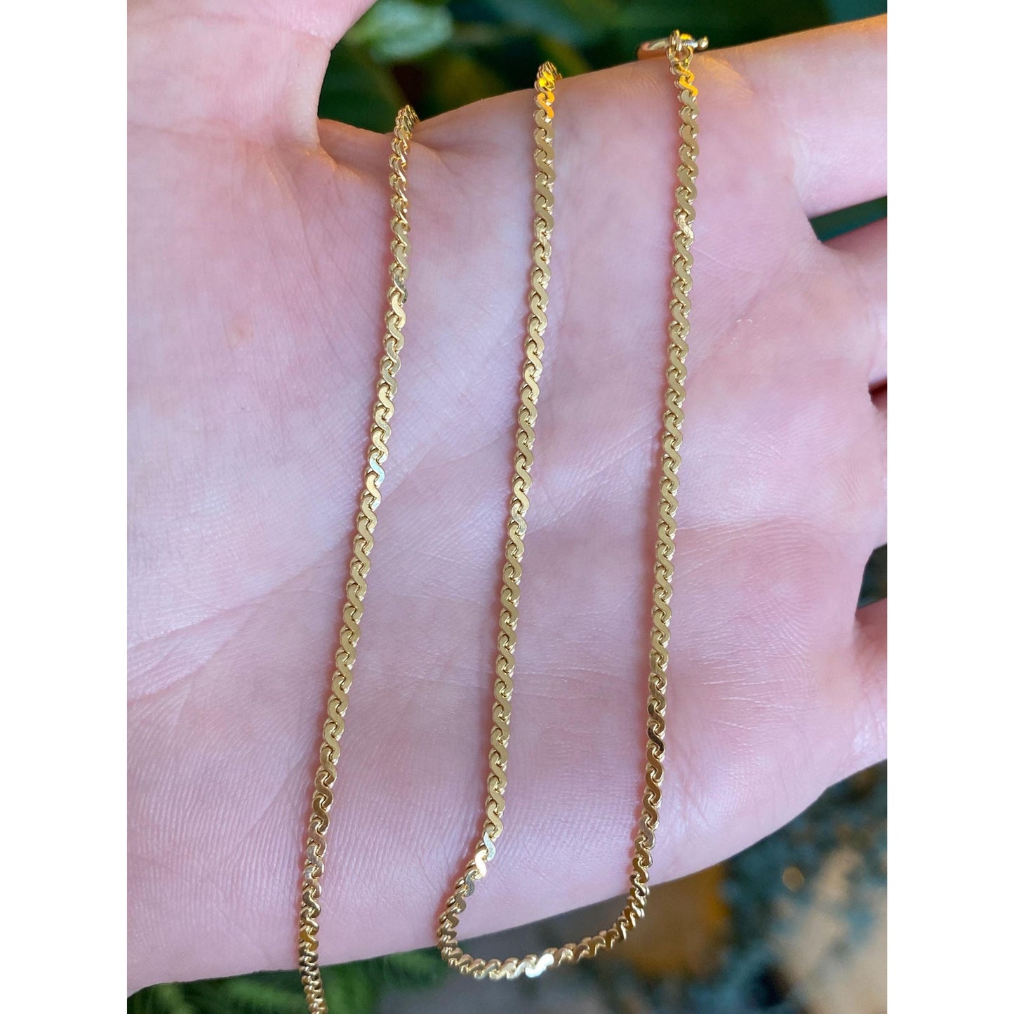 Vintage Solid 18k Yellow Gold Serpentine Chain Necklace - 15 inches