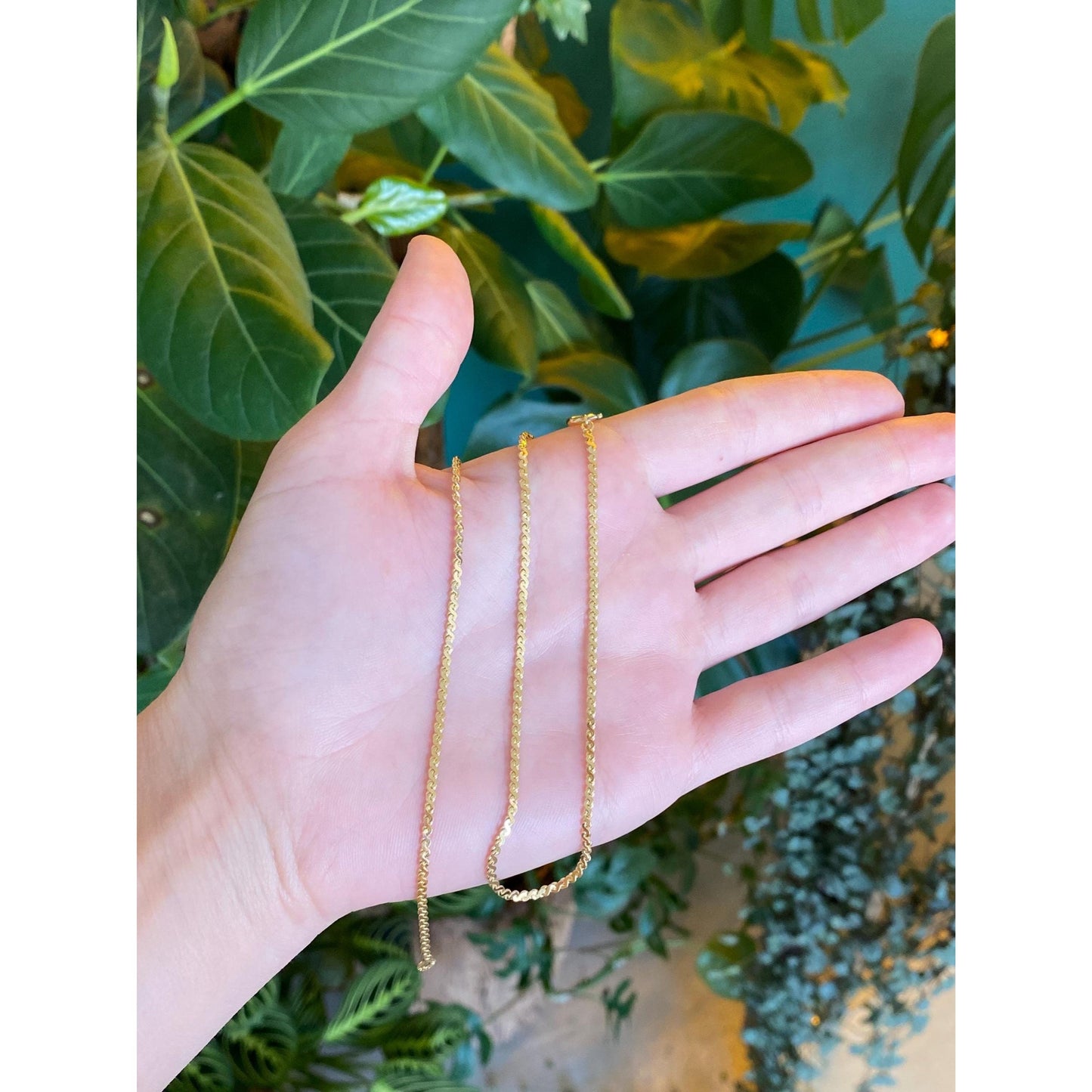 Vintage Solid 18k Yellow Gold Serpentine Chain Necklace - 15 inches