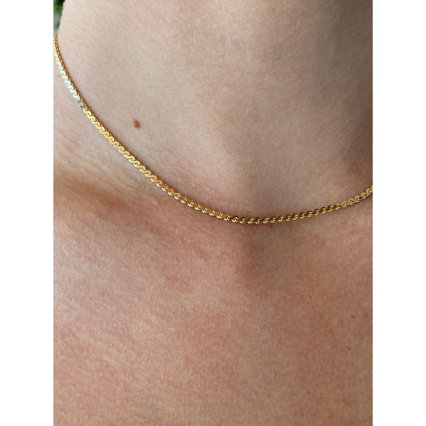 Vintage Solid 18k Yellow Gold Serpentine Chain Necklace - 15 inches