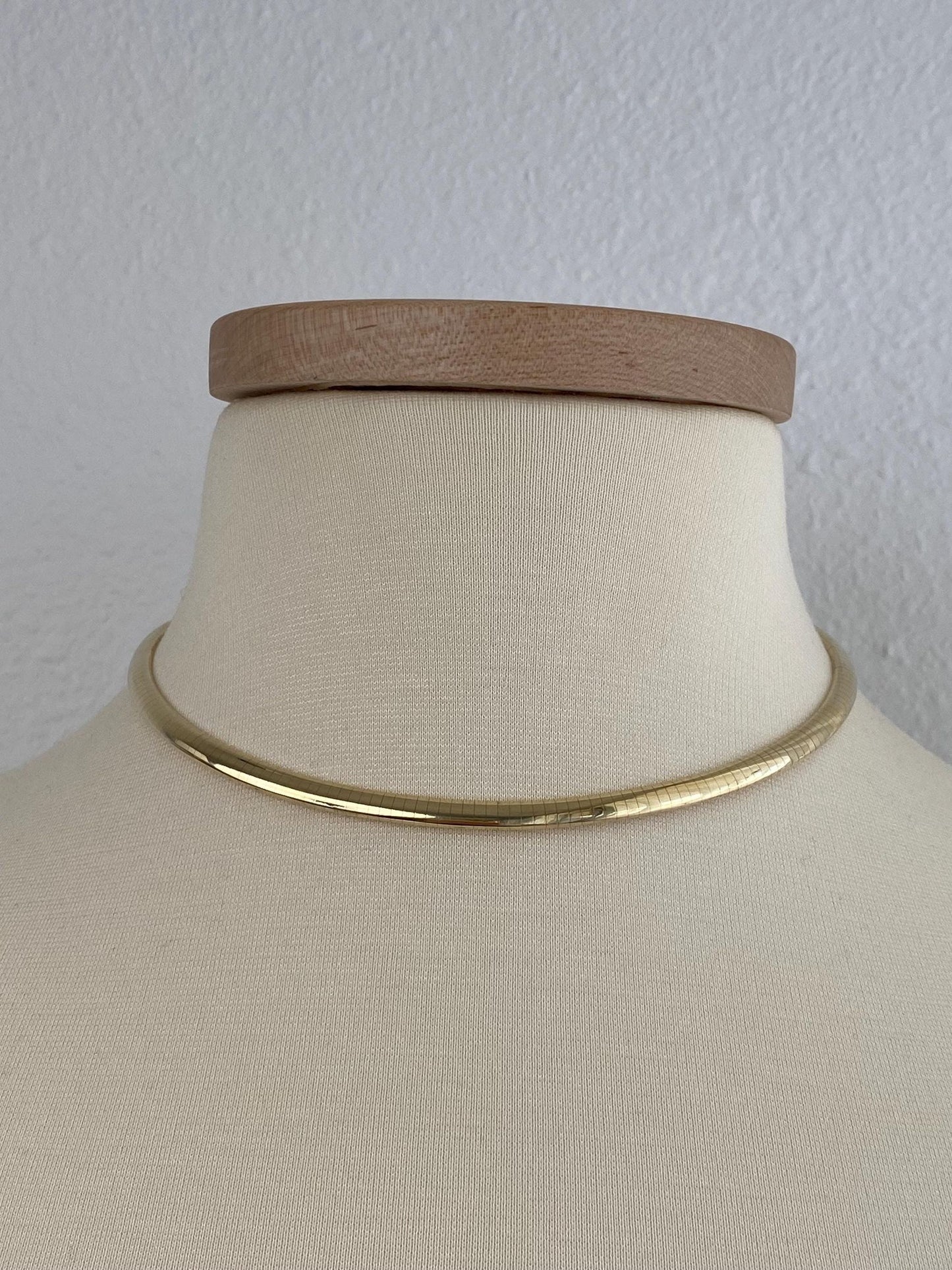 Vintage Solid 14k Yellow Gold Omega Chain Necklace - 16 inches