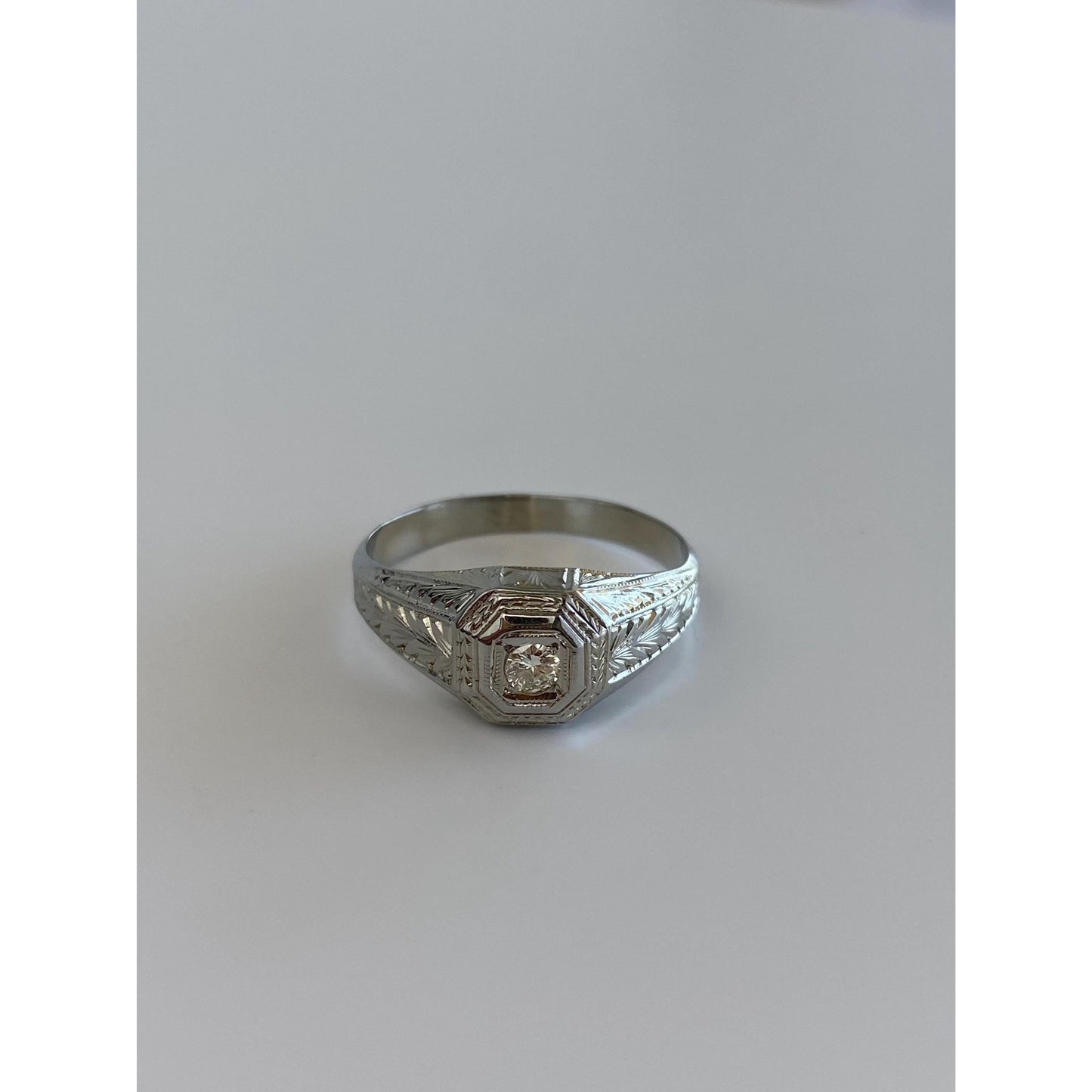 Vintage Solid 18k White Gold Clear Sapphire Art Deco Ring - Size 9.25