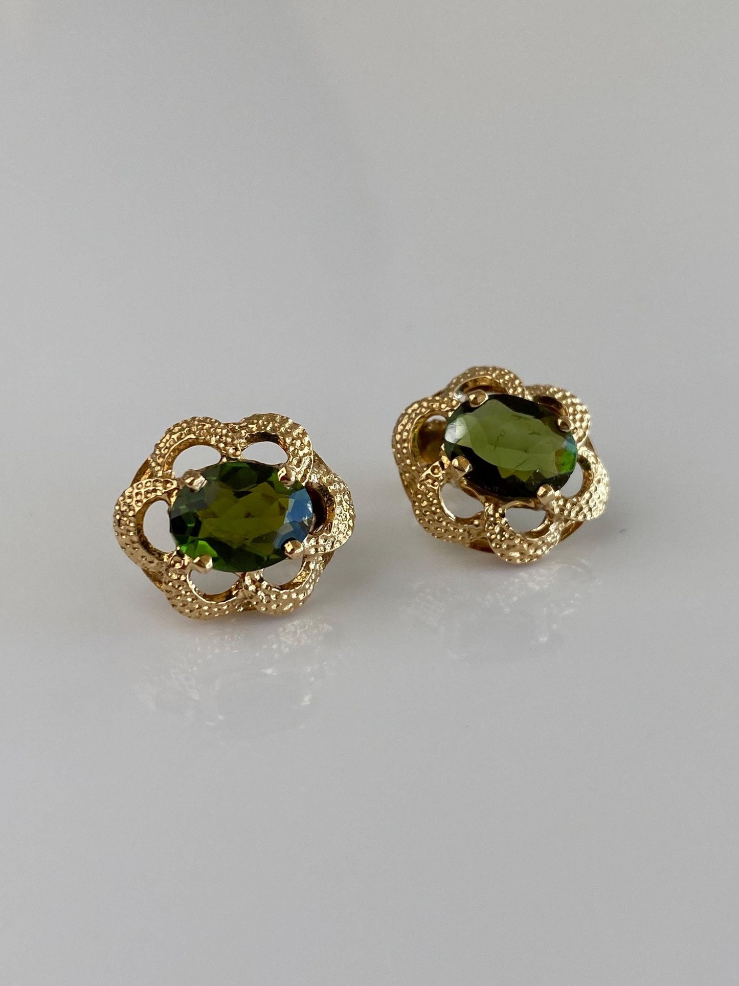 Solid 18k Yellow Gold Green Tourmaline Stud Earrings