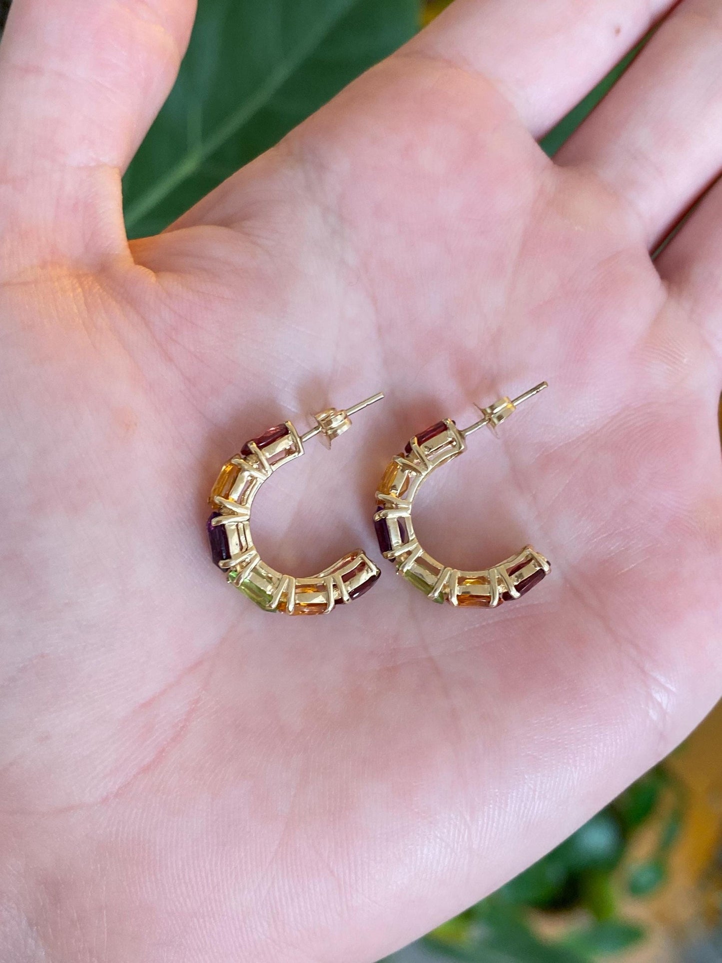 Vintage Solid 14k Yellow Gold Garnet Citrine Peridot Amethyst Hoop Earrings
