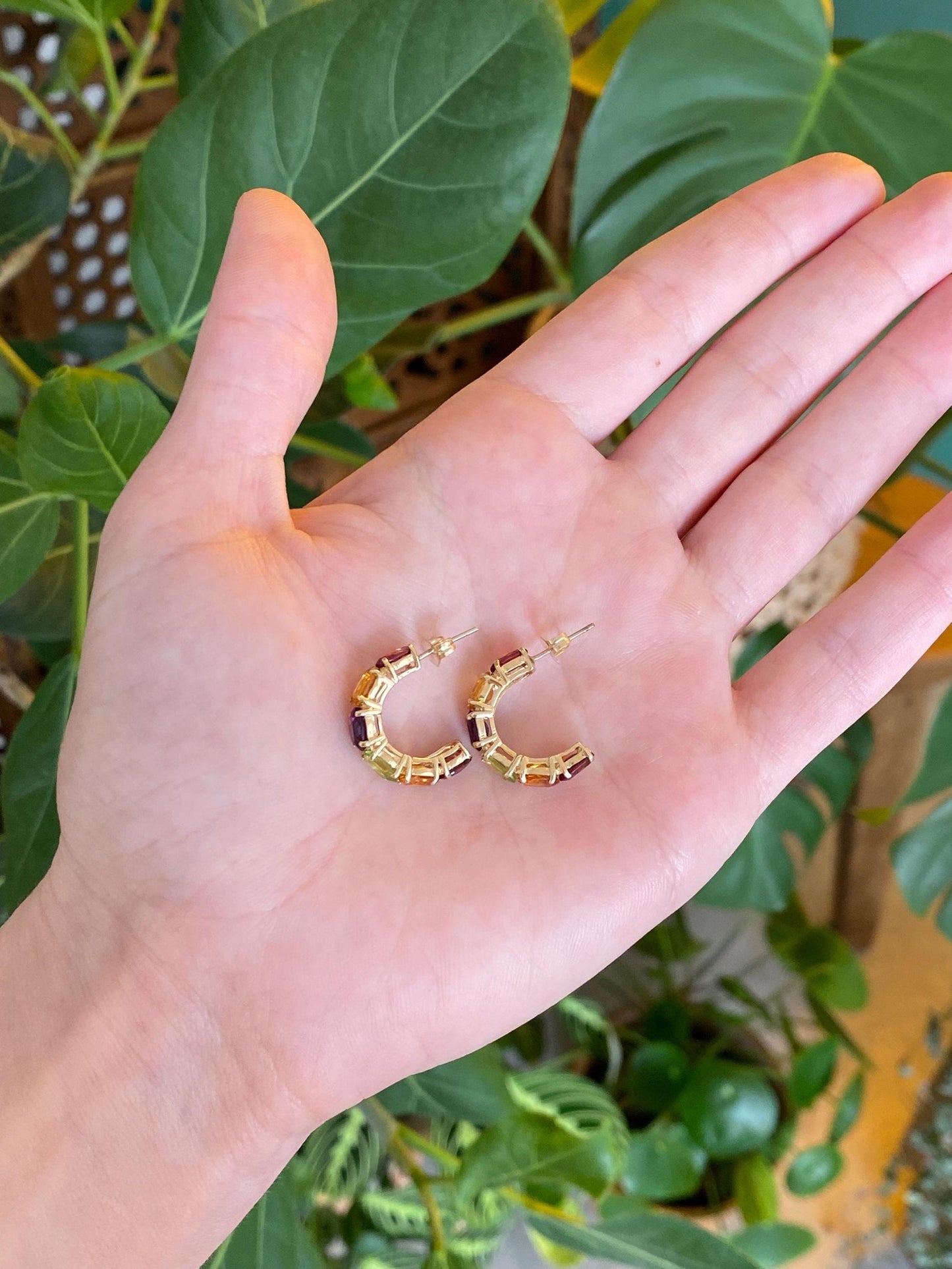 Vintage Solid 14k Yellow Gold Garnet Citrine Peridot Amethyst Hoop Earrings