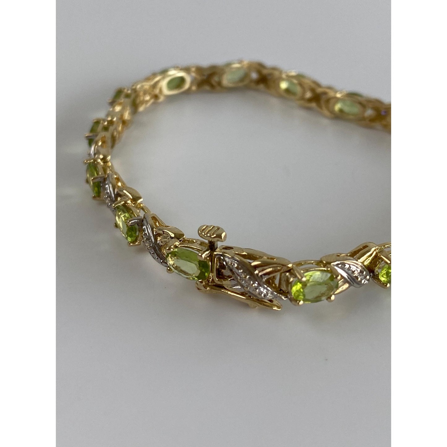 Vintage Solid 14k White & Yellow Gold Diamond Peridot X Link Bracelet - 7.25 inches