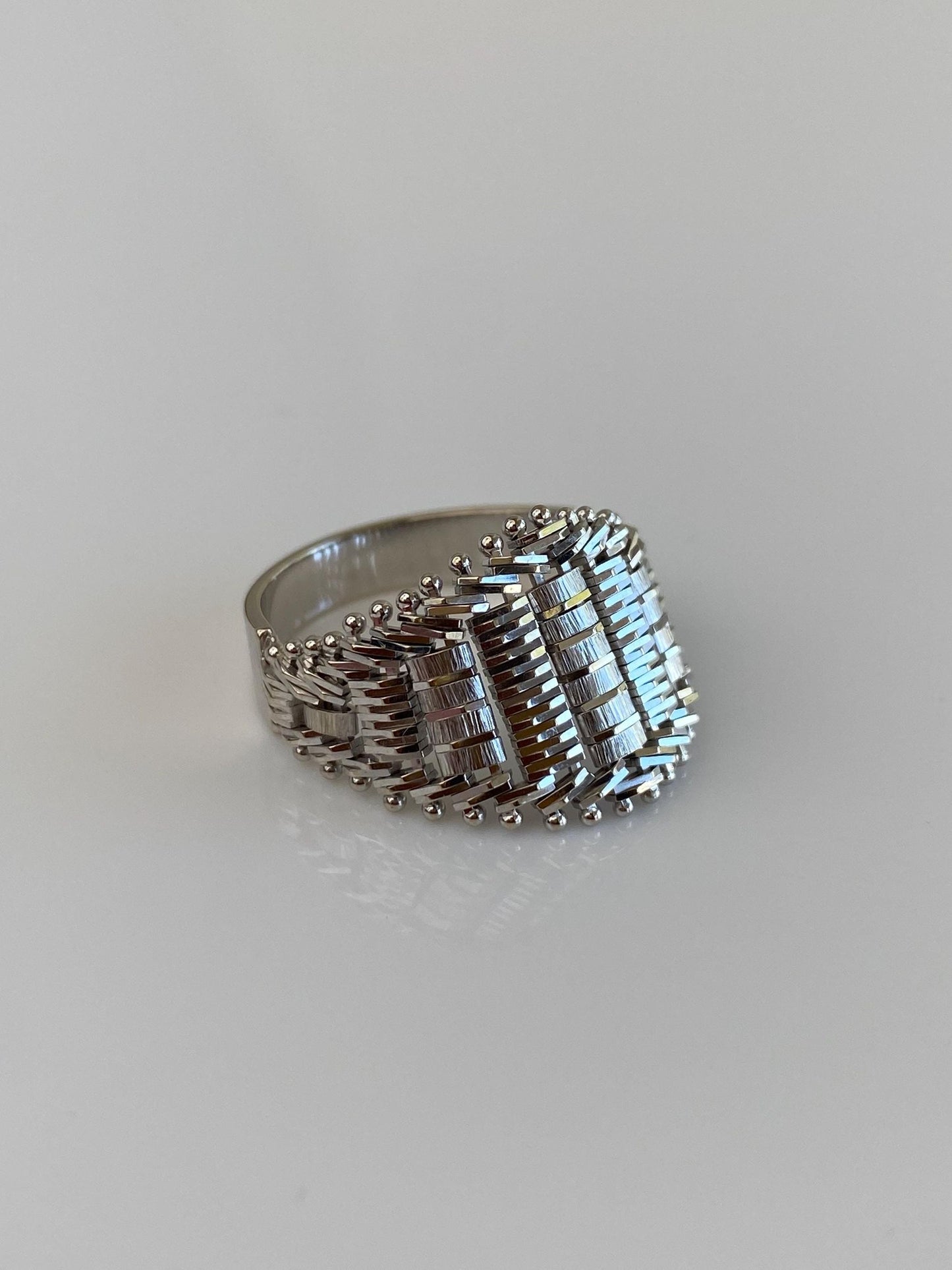 Vintage Solid 14k White Gold Woven Chain Mesh Ring Band - Size 8.5