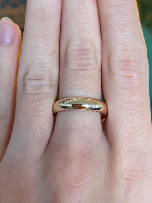 Vintage Solid 14k Yellow Gold Ring Band - Size 8.5