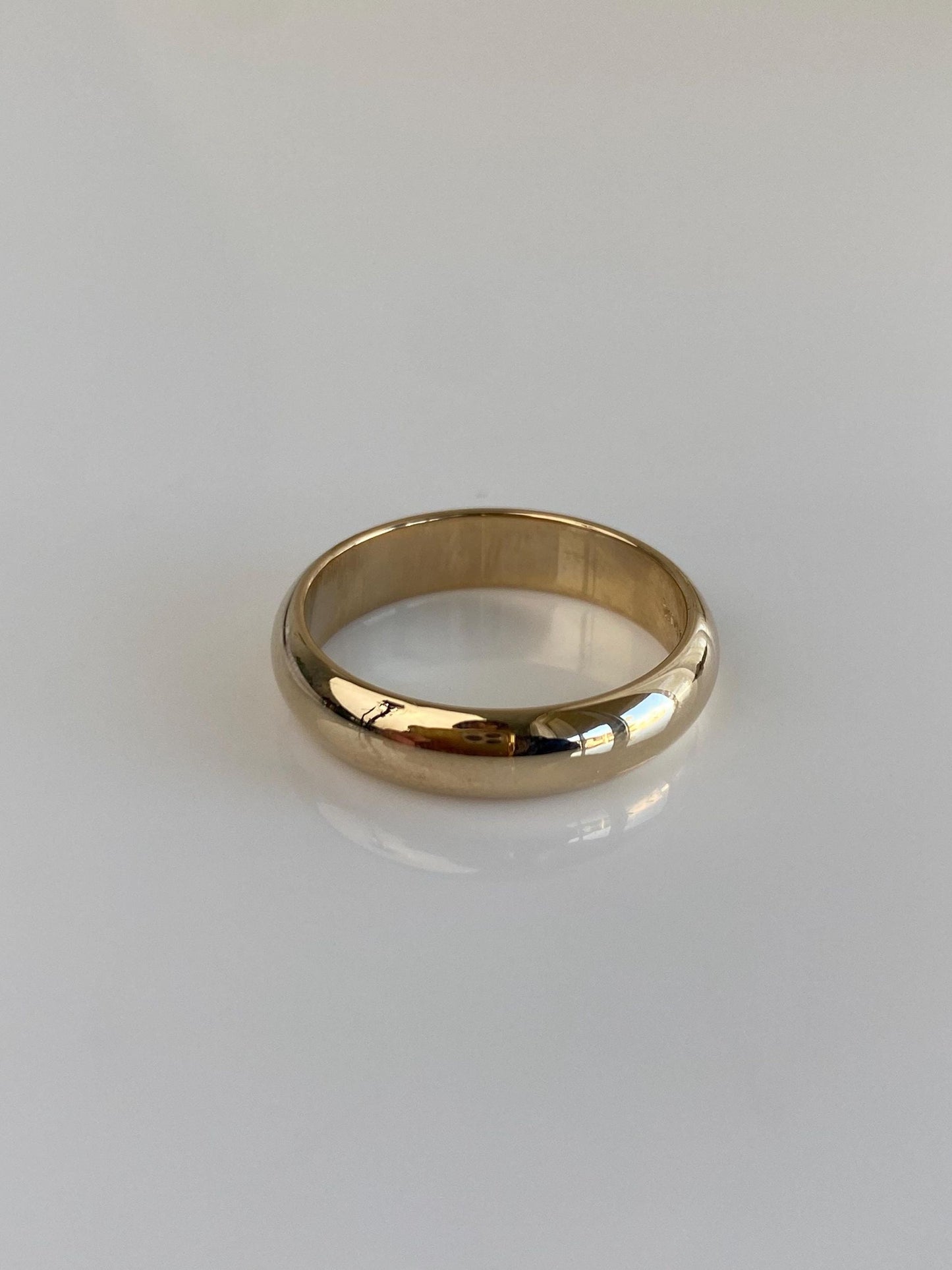 Vintage Solid 14k Yellow Gold Ring Band - Size 8.5