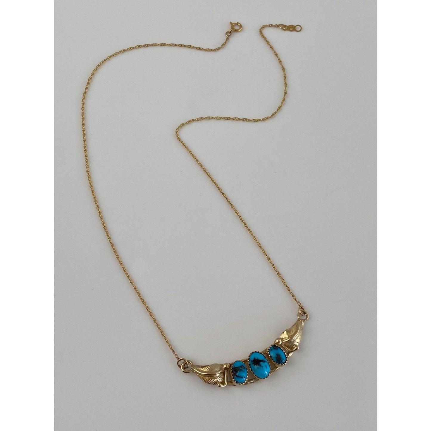 Vintage Solid 14k Yellow Gold Turquoise Leaves Dainty Chain Necklace - 15.75 inches