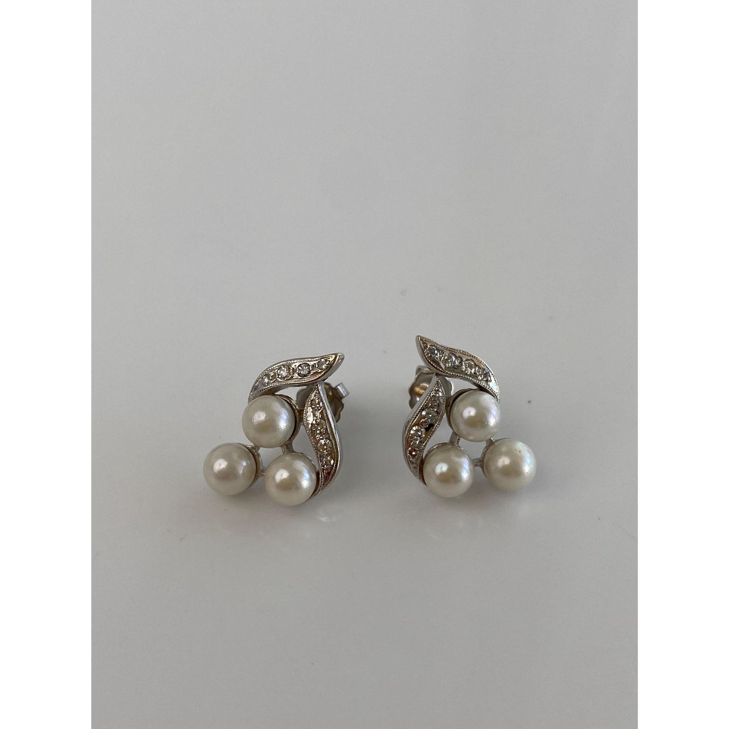 Vintage Solid 14k White Gold Diamond Pearl Stud Earrings