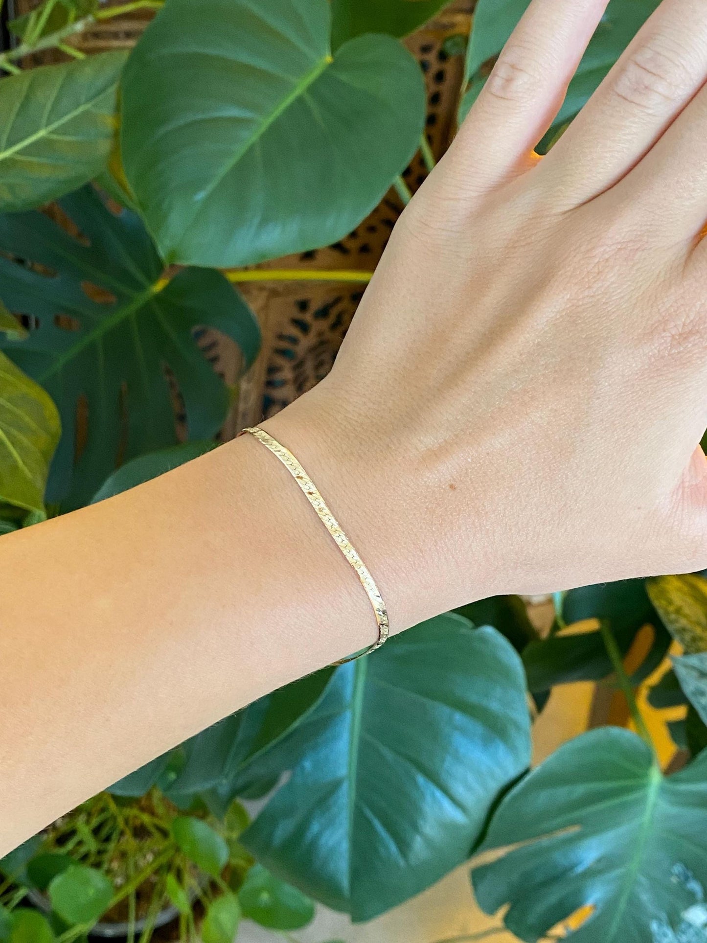 Vintage Solid 14k Yellow Gold Pattern Herringbone Chain Bracelet - 7 inches
