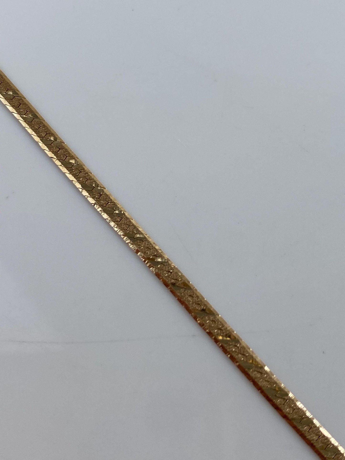 Vintage Solid 14k Yellow Gold Pattern Herringbone Chain Bracelet - 7 inches