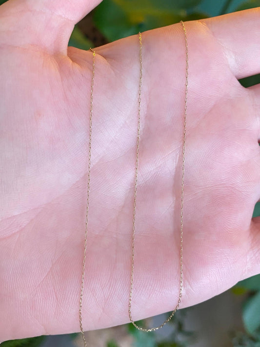 Vintage Solid 14k Yellow Gold Dainty Elongated Cable Chain Necklace - 16 inches