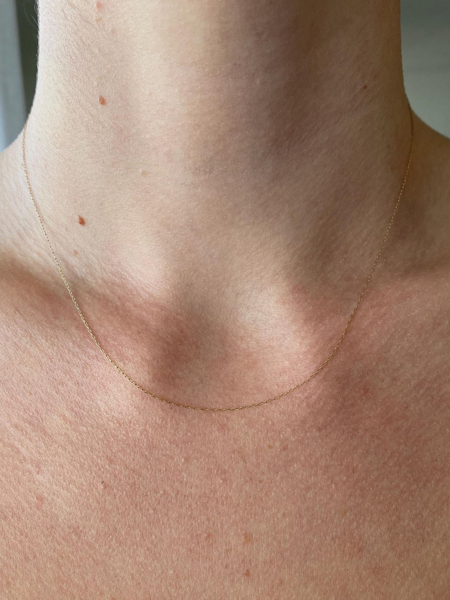 Vintage Solid 14k Yellow Gold Dainty Elongated Cable Chain Necklace - 16 inches