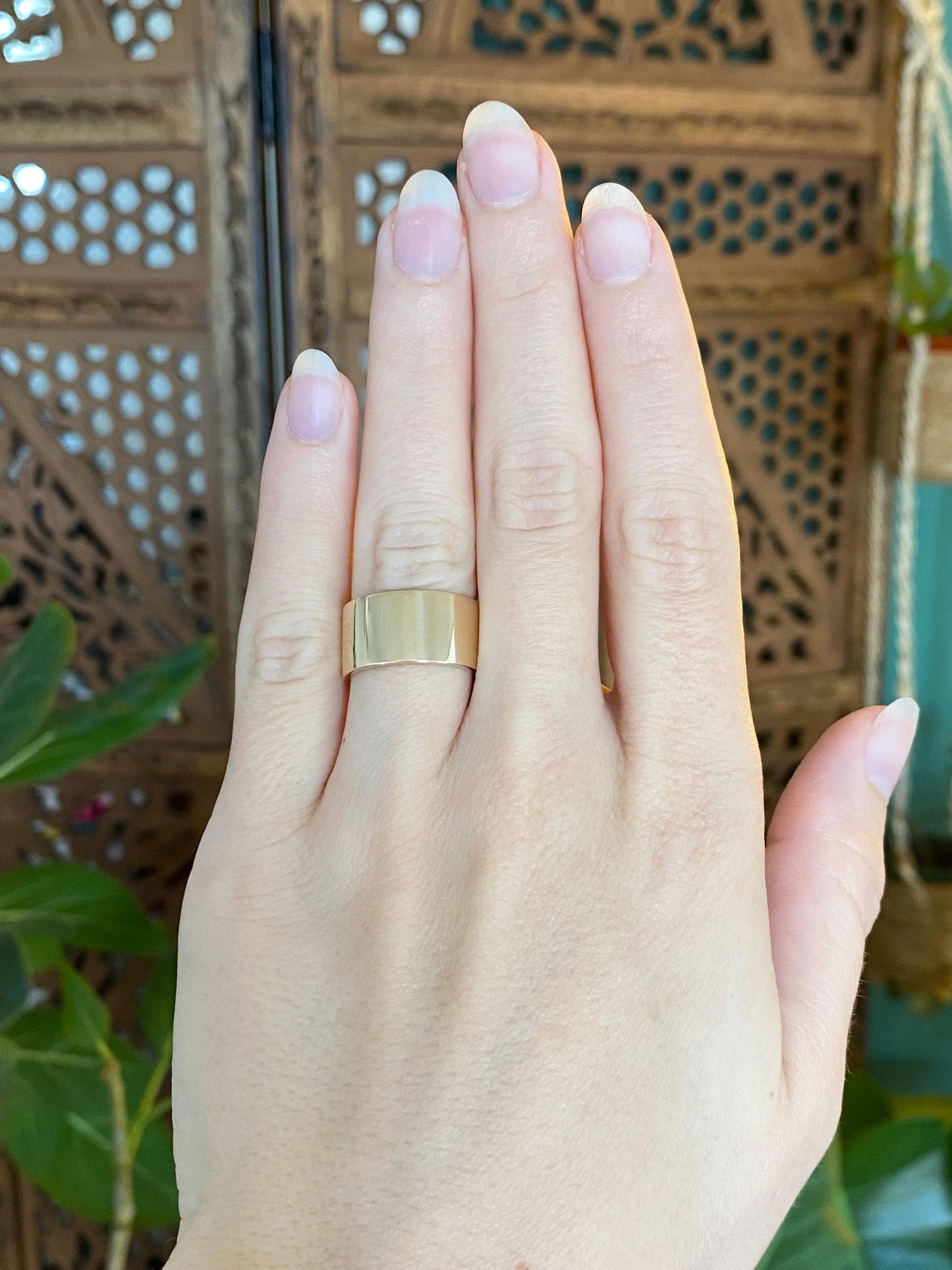 Vintage Solid 14k Yellow Gold Wide Straight Edge Ring Band - Size 6.25