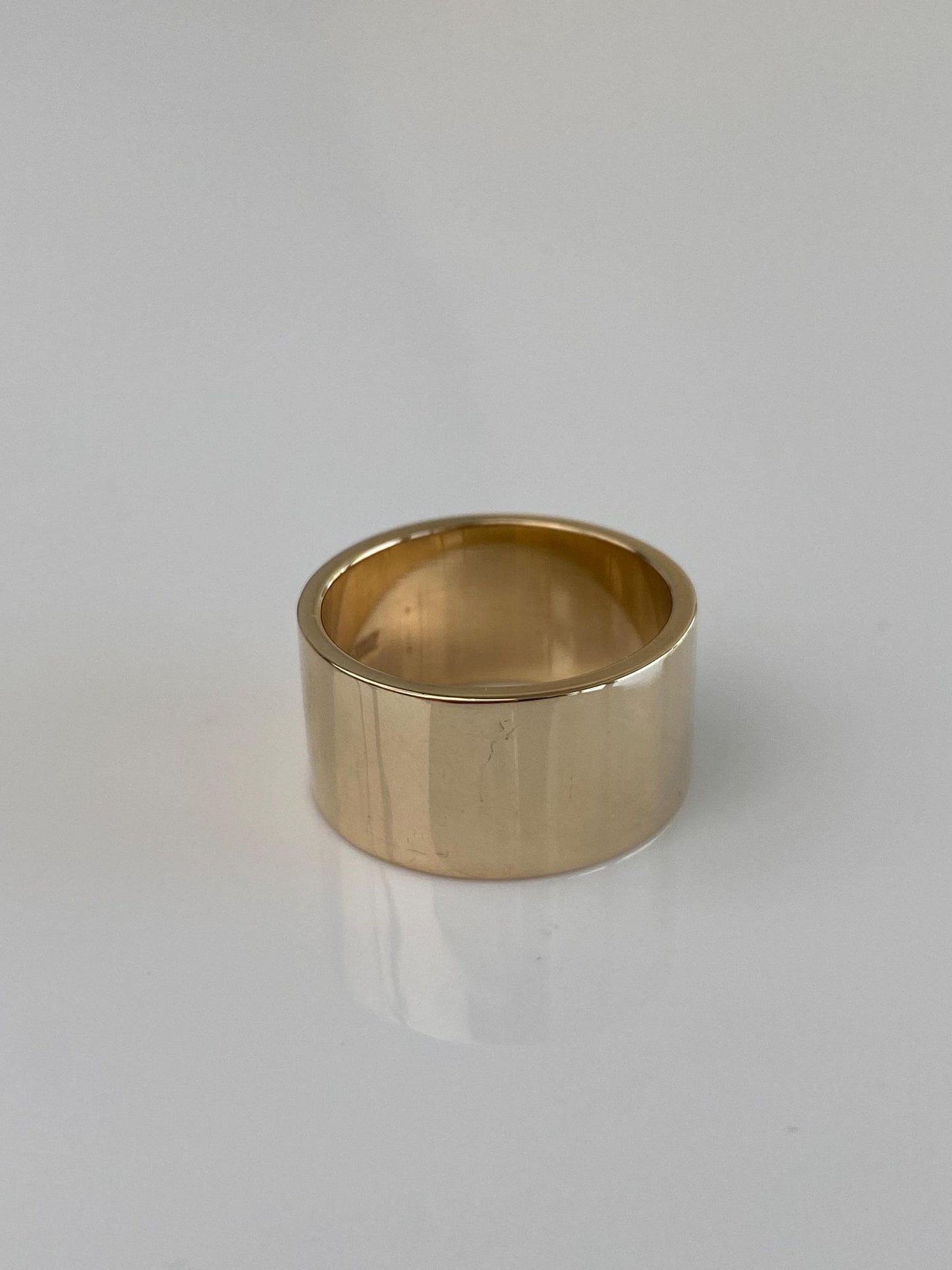 Vintage Solid 14k Yellow Gold Wide Straight Edge Ring Band - Size 6.25