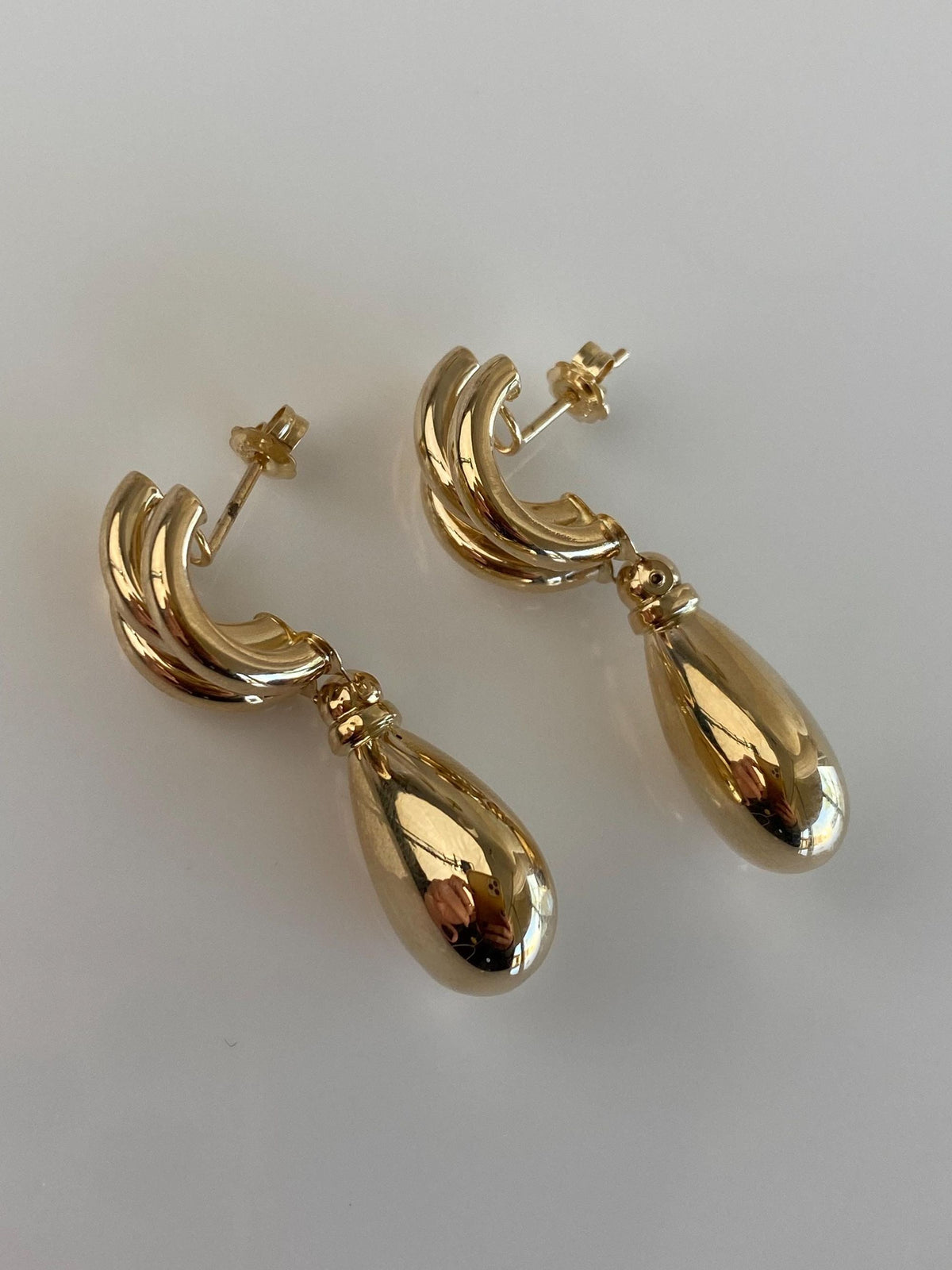 Vintage 14k Yellow Gold Layered Teardrop Dangle Stud Earrings