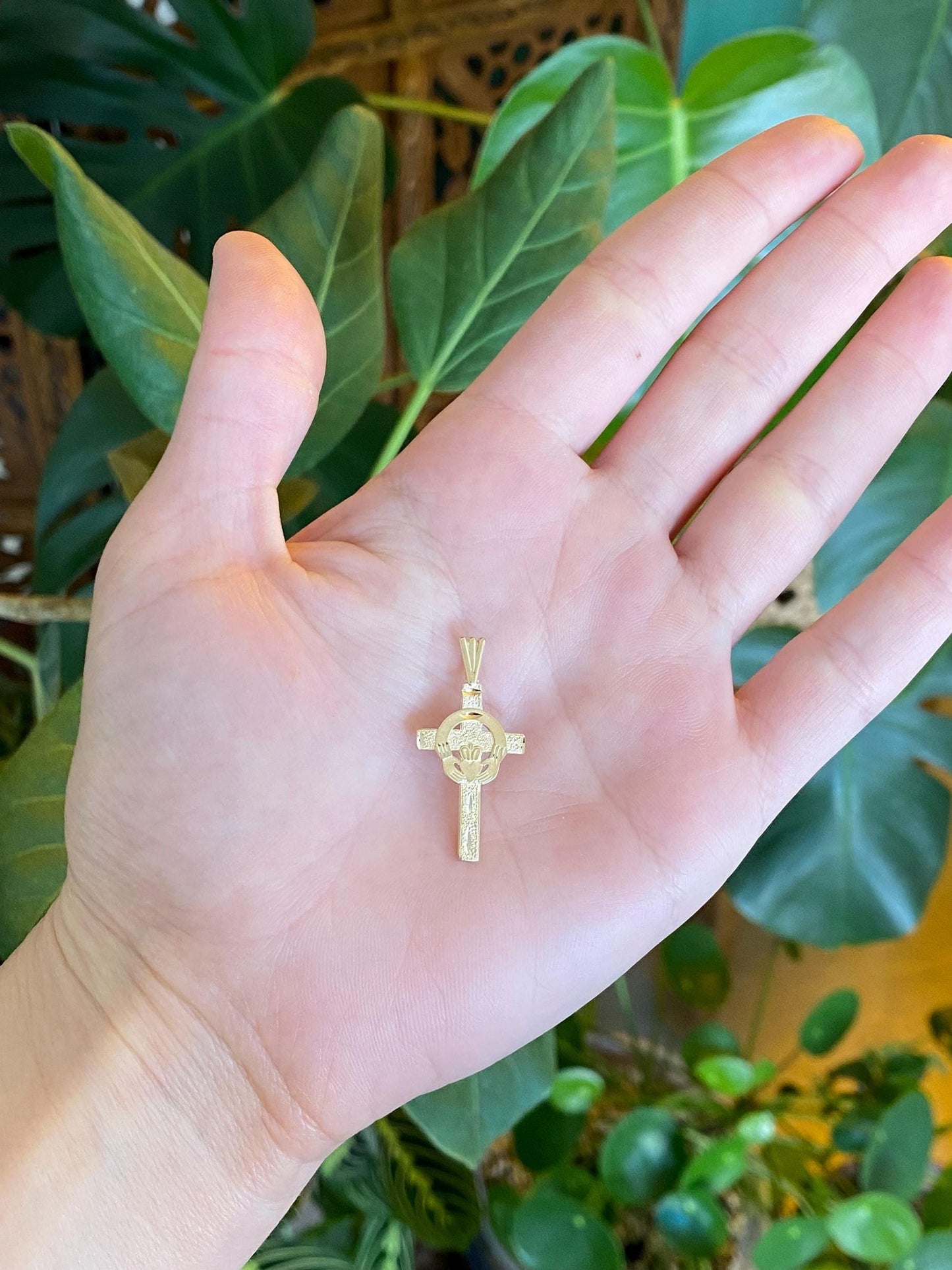 Vintage Solid 14k Yellow Gold Claddaugh Cross Charm