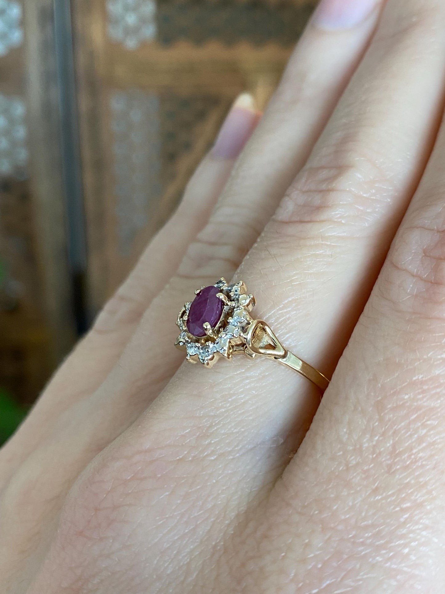Vintage Solid 14k White & Yellow Gold Ruby Ring - Size 6.75