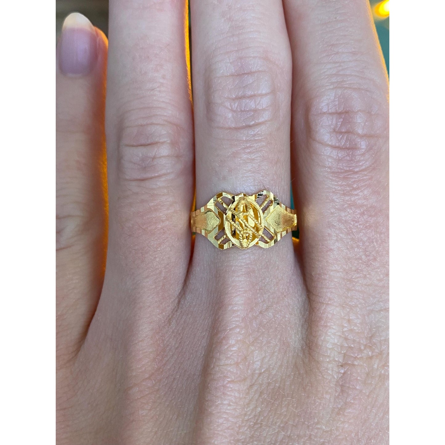 Solid 21k Yellow Gold Slim Diamond Cut Ring - Size 6.75