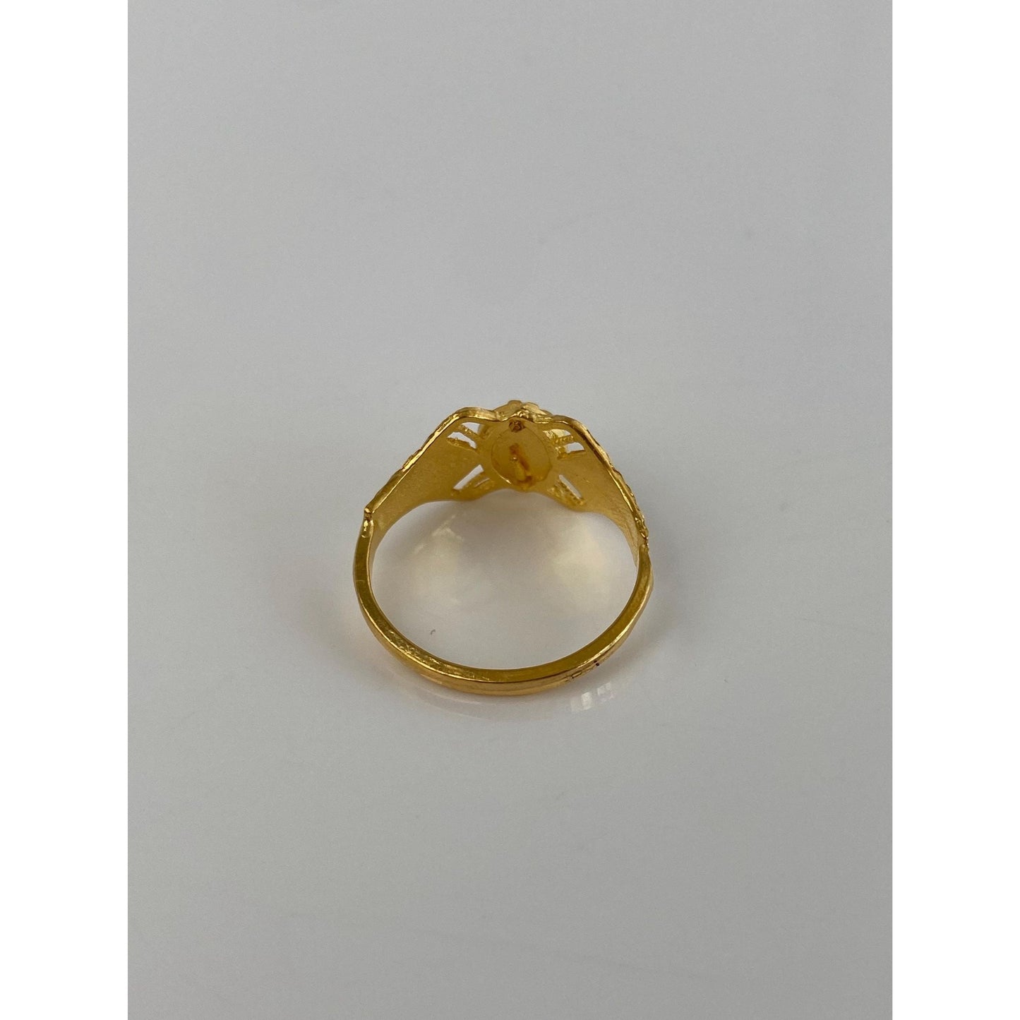 Solid 21k Yellow Gold Slim Diamond Cut Ring - Size 6.75