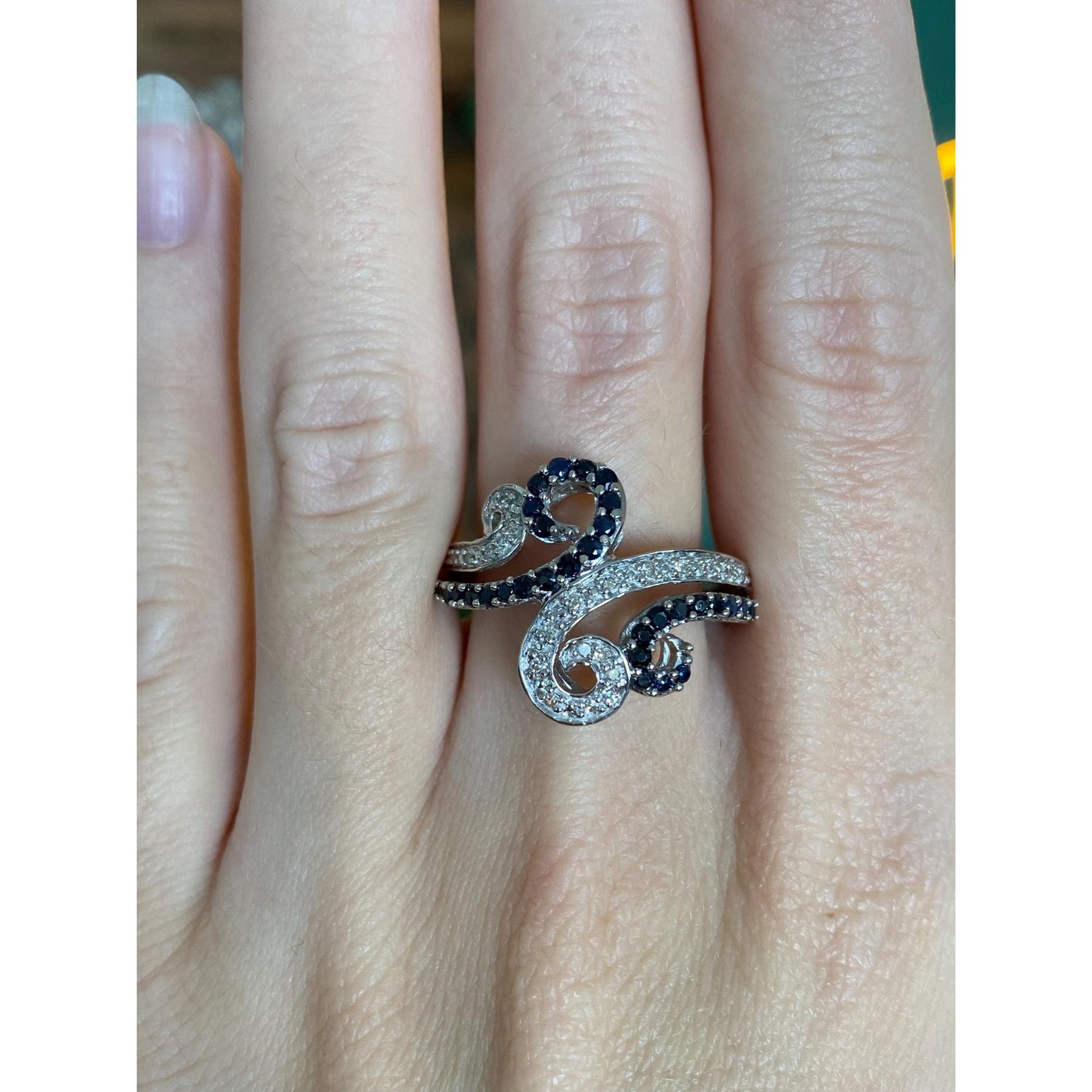 Vintage Solid 10k White Gold Diamond Blue Sapphire Ring Band - Size 8.75