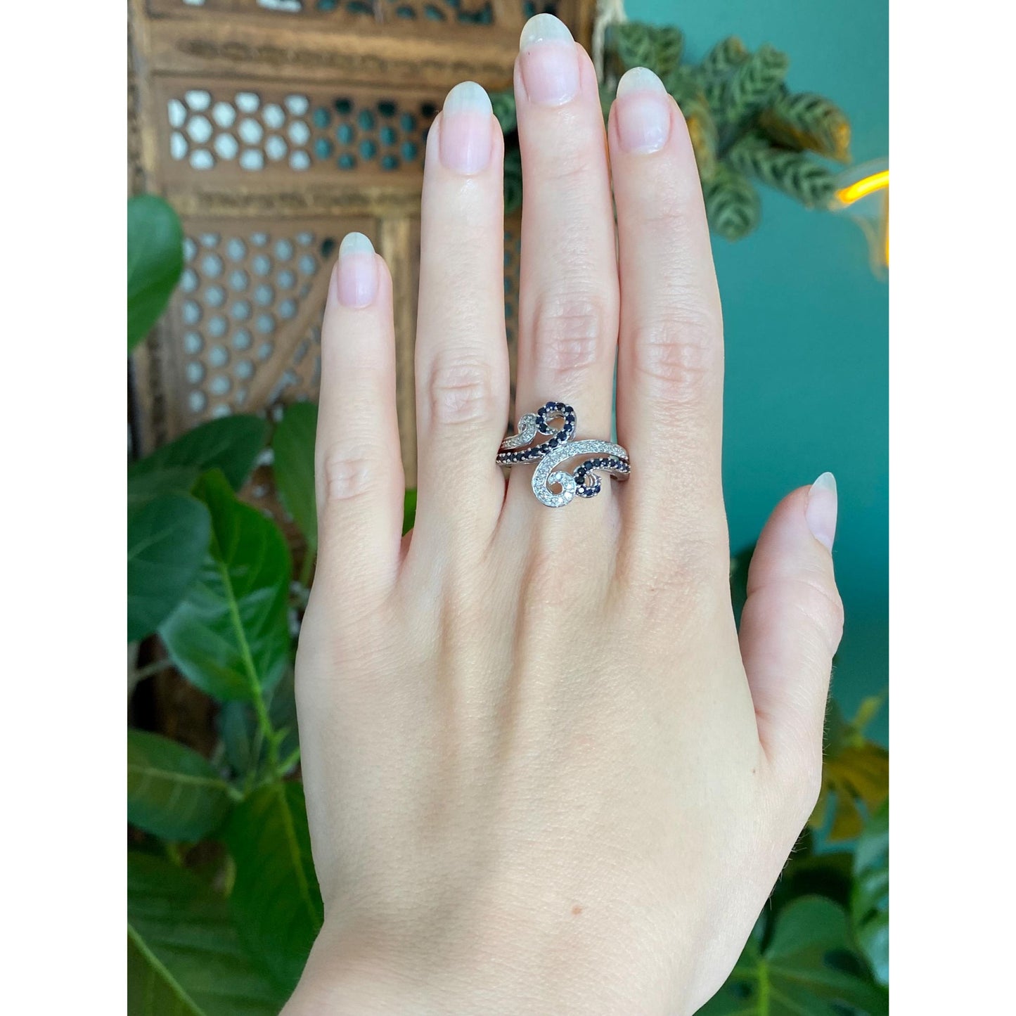 Vintage Solid 10k White Gold Diamond Blue Sapphire Ring Band - Size 8.75