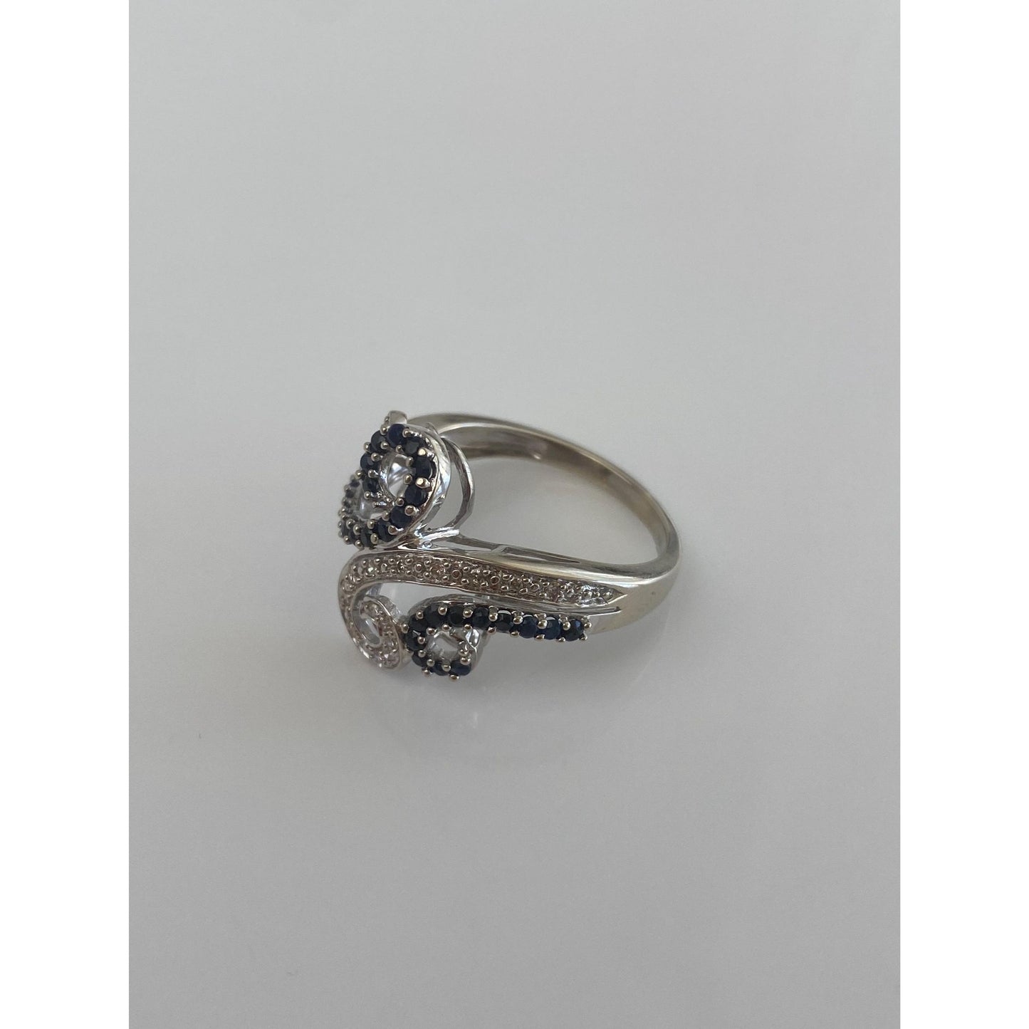 Vintage Solid 10k White Gold Diamond Blue Sapphire Ring Band - Size 8.75