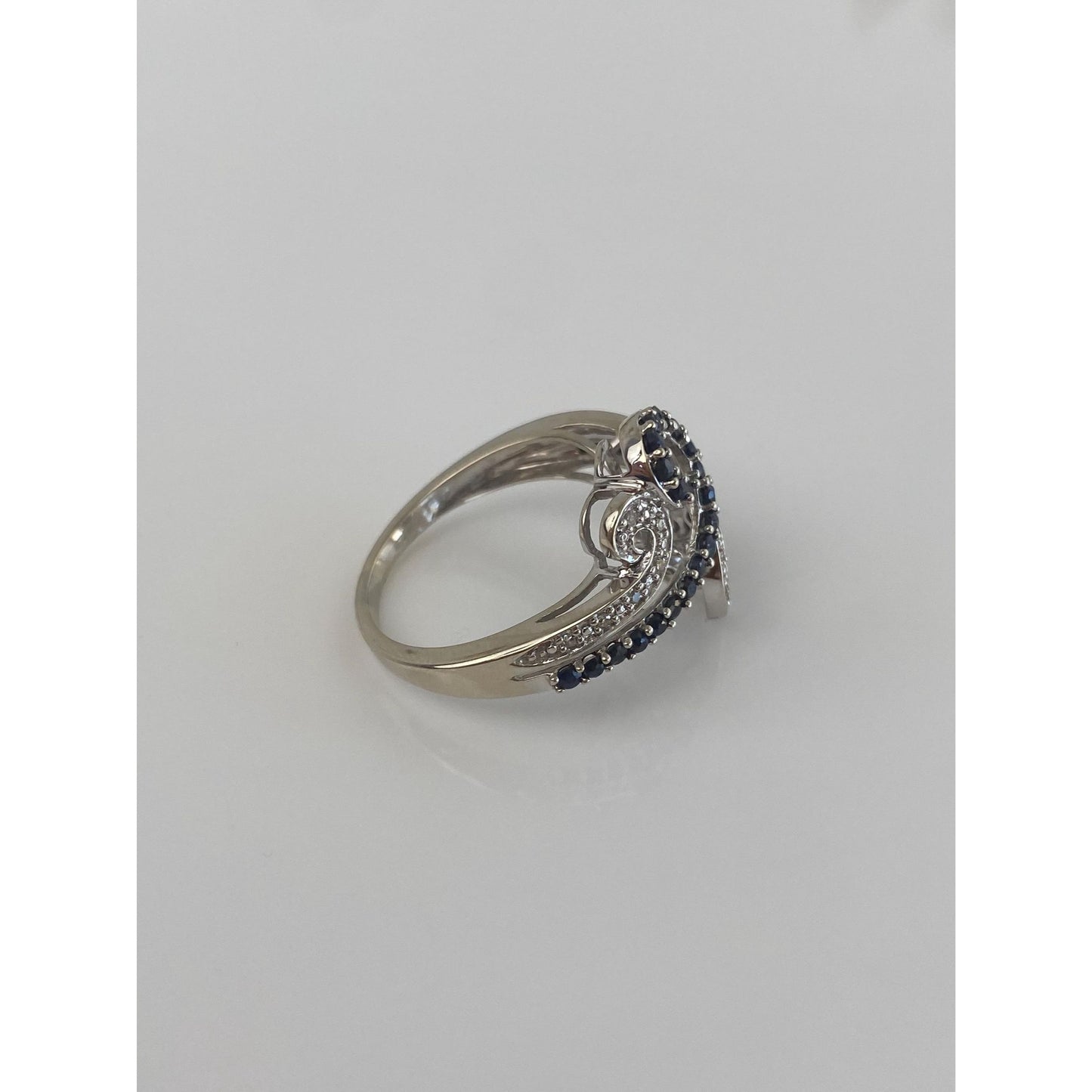 Vintage Solid 10k White Gold Diamond Blue Sapphire Ring Band - Size 8.75