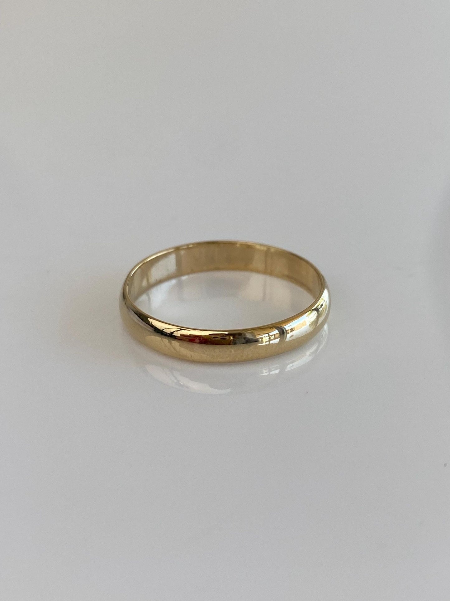 Vintage Solid 14k Yellow Gold Ring Band - Size 9.75