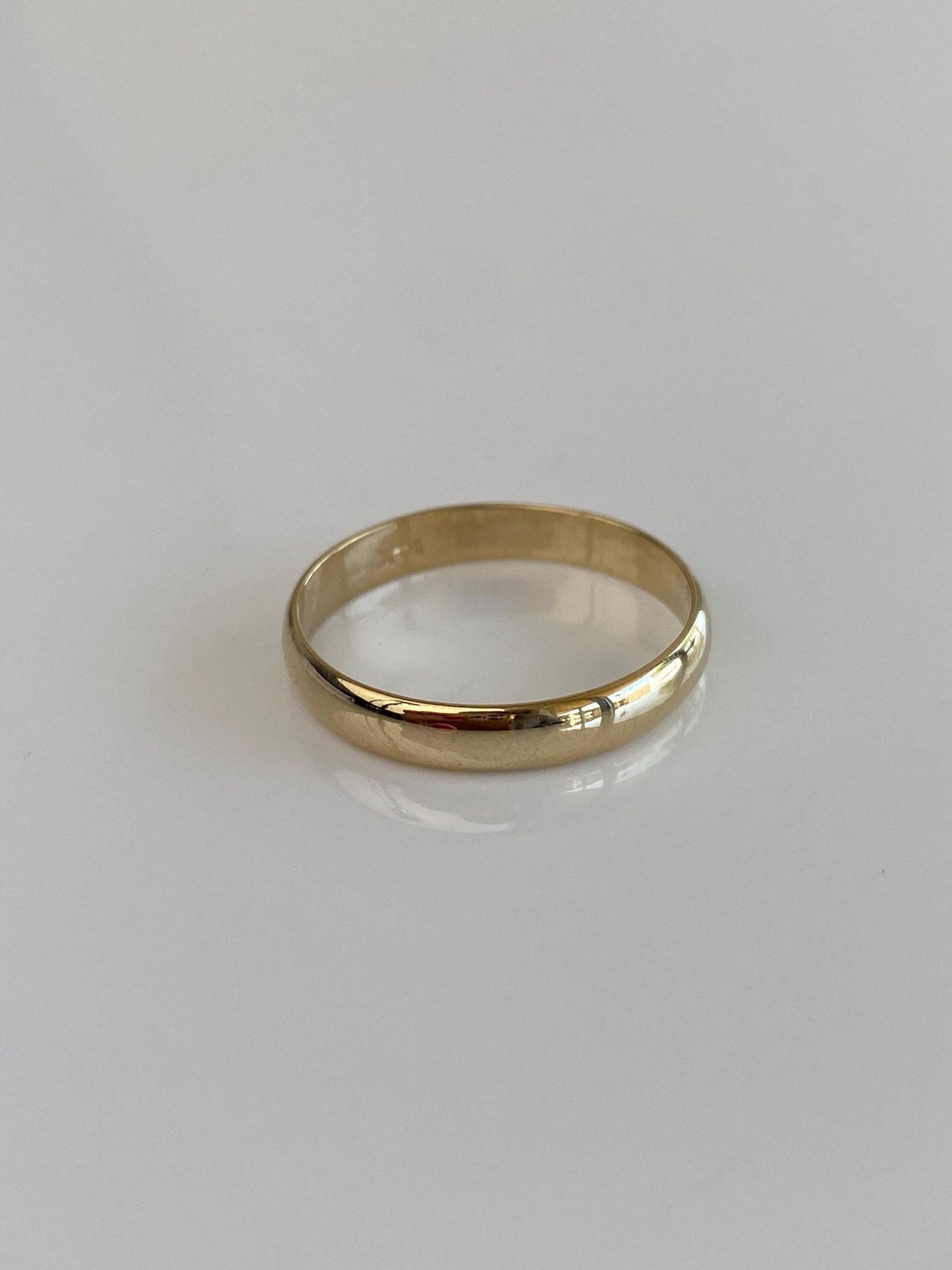 Vintage Solid 14k Yellow Gold Ring Band - Size 9.75