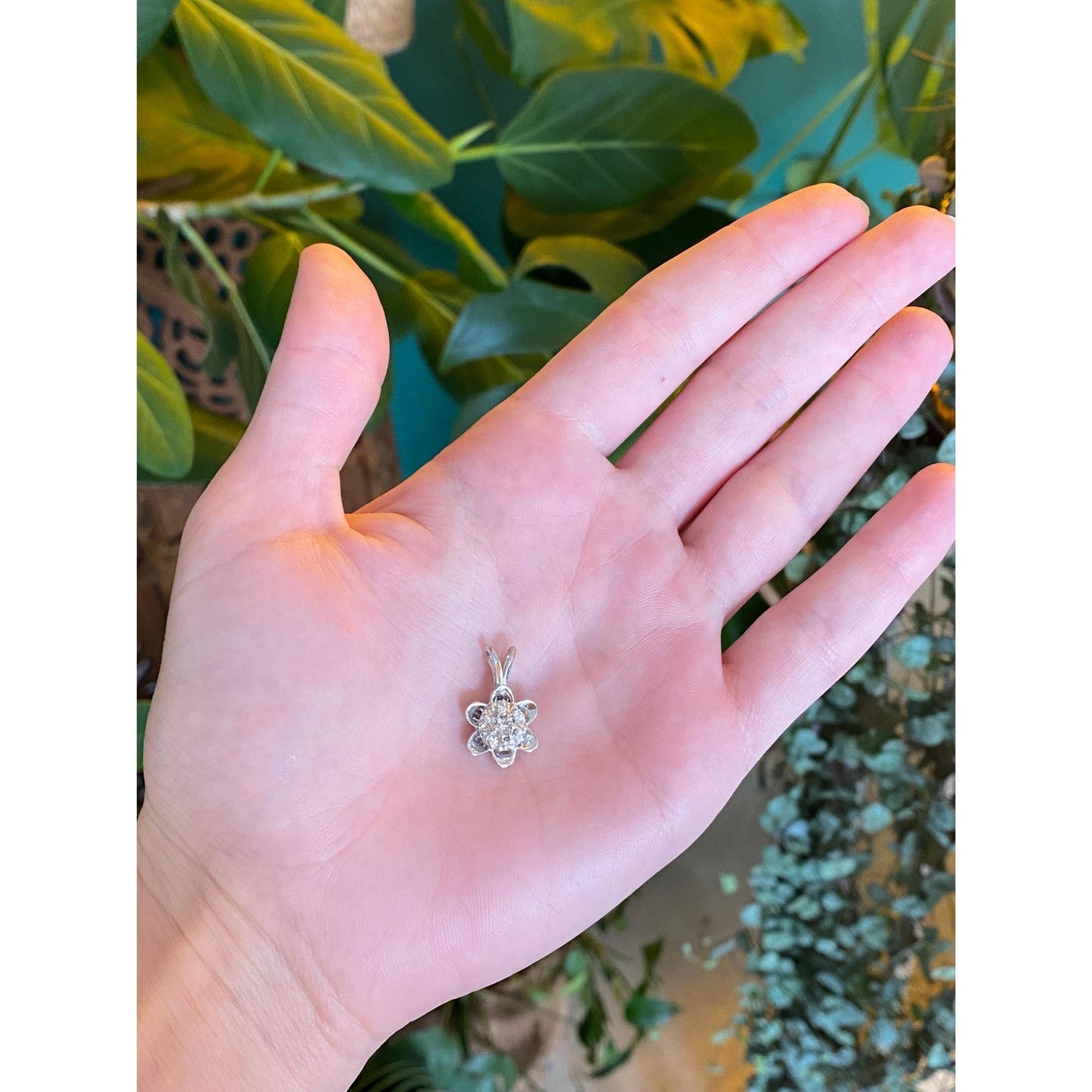 Vintage Solid 14k White Gold Diamond Flower Charm