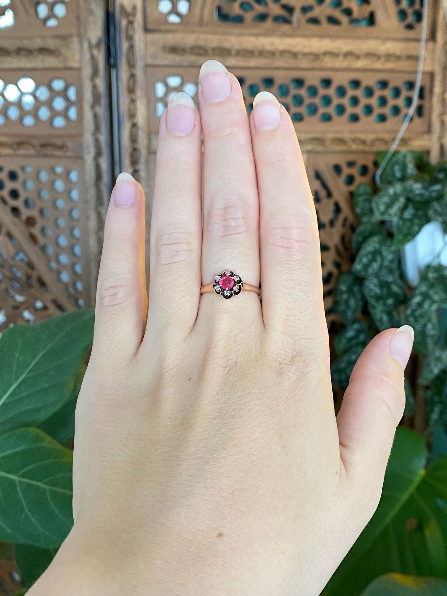 Solid 10k Rosey Gold Diamond Halo Pink Cubic Zirconia Ring - Size 6.5
